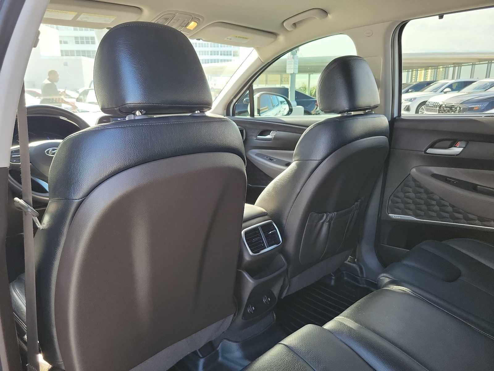 Thumbnail: 2020 Hyundai Santa Fe - 17