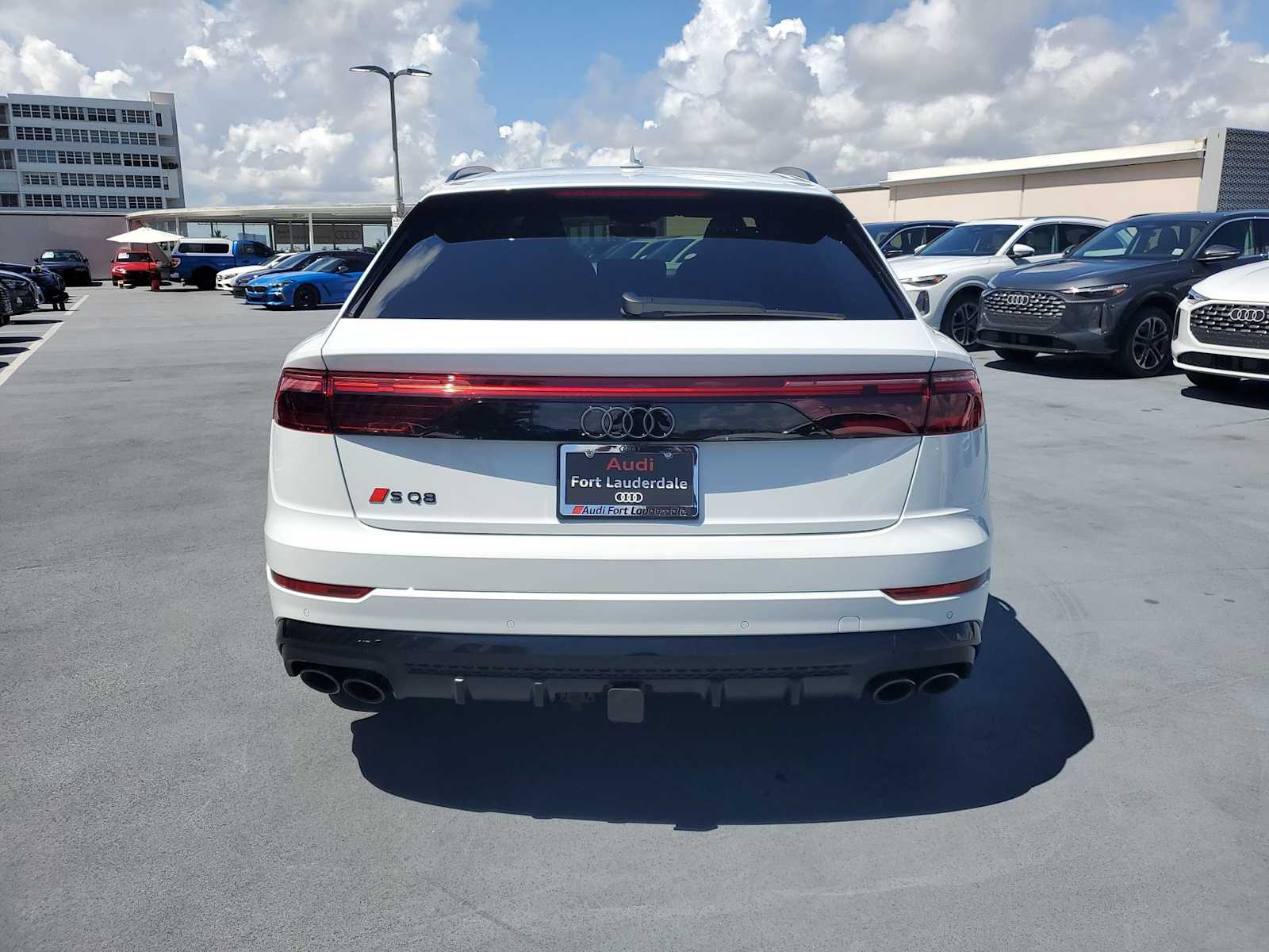 Thumbnail: 2025 Audi SQ8 - 5