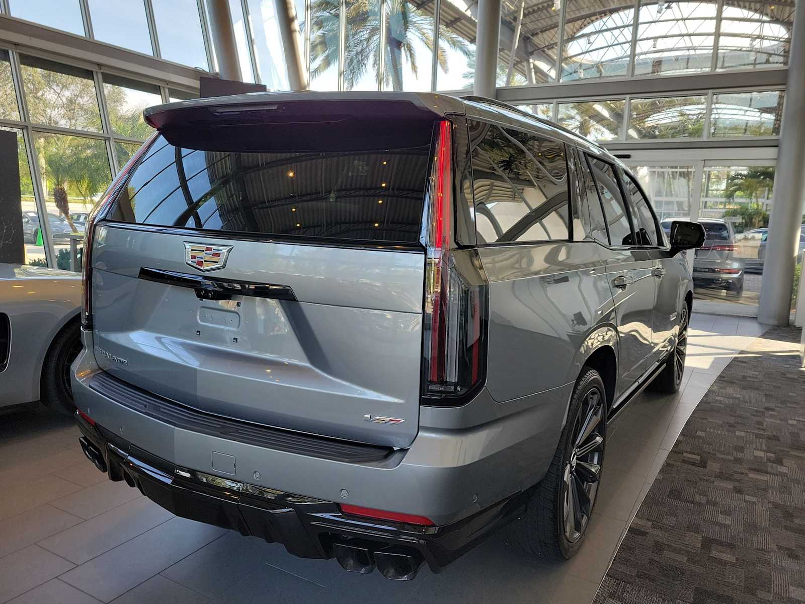 Thumbnail: 2025 Cadillac Escalade - 4