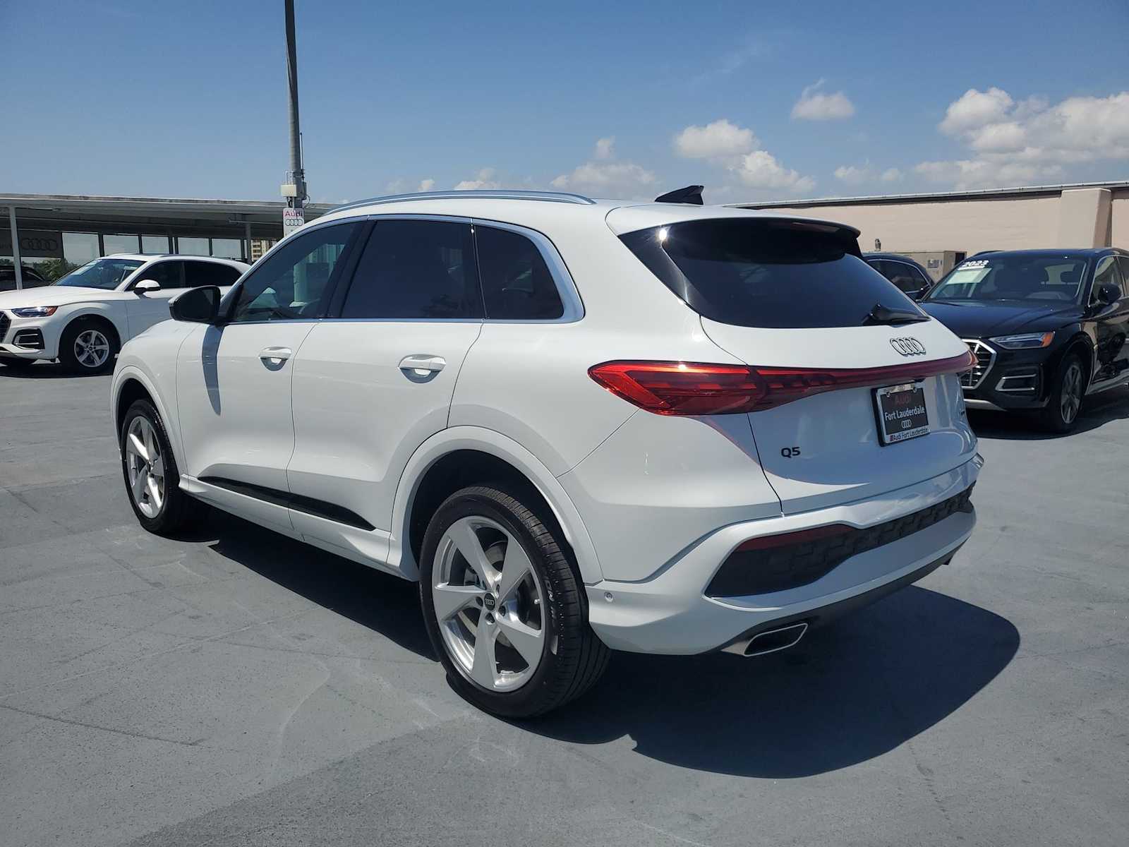 2025 Audi Q5 2.0T Premium Plus photo 4