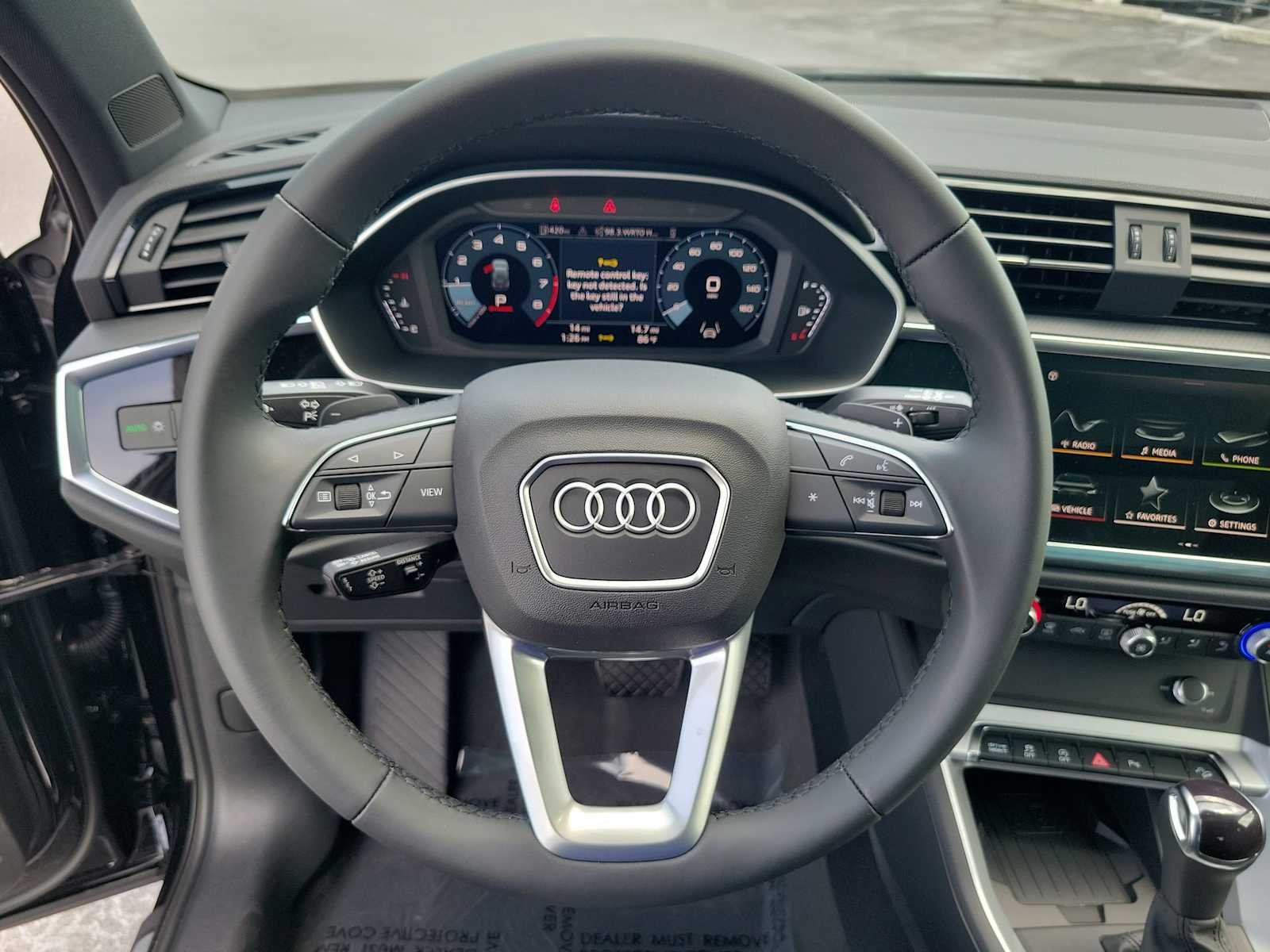 Thumbnail: 2025 Audi Q3 - 20