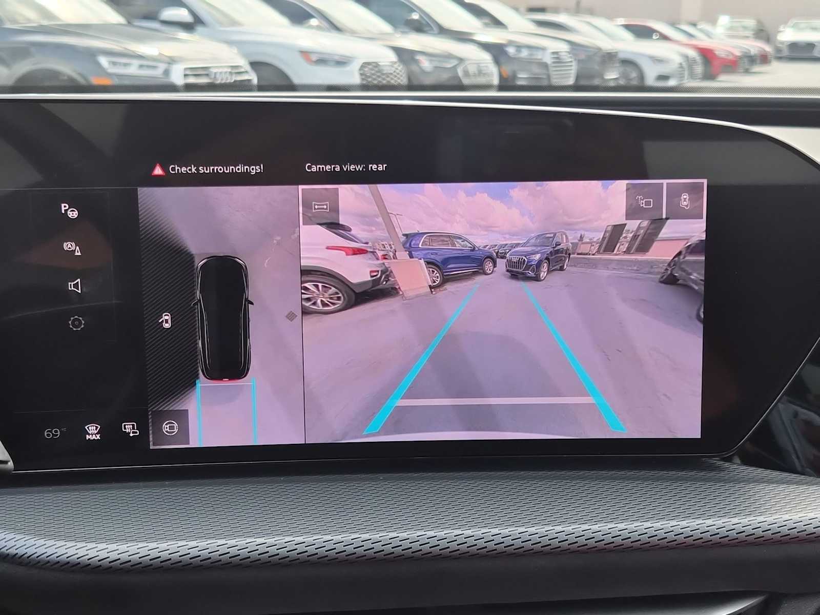 Thumbnail: 2025 Audi SQ5 - 24