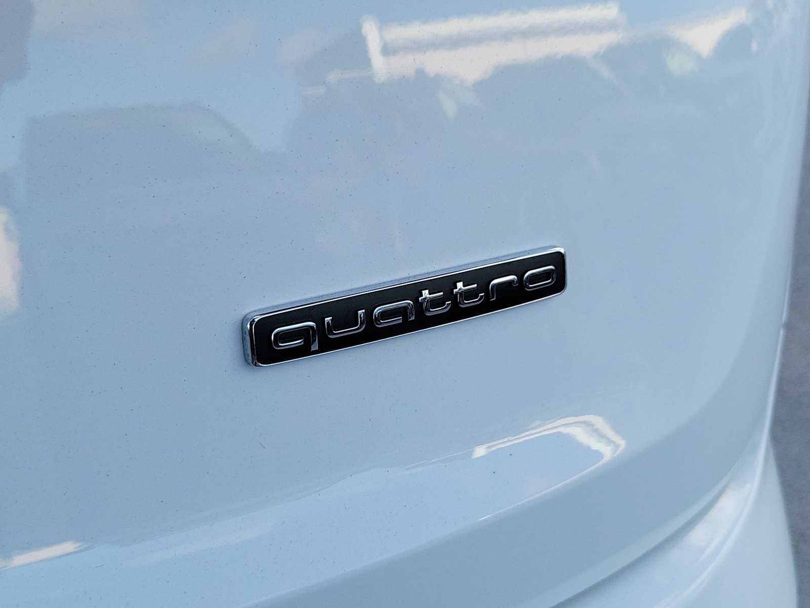 Thumbnail: 2025 Audi Q7 - 11