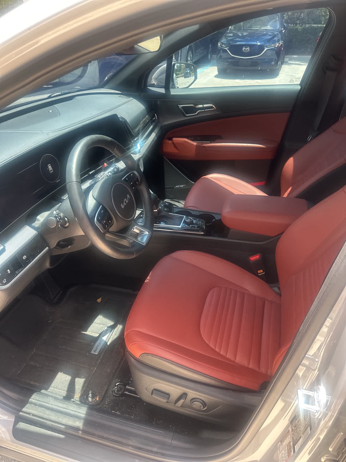 Thumbnail: 2024 Kia Sportage - 5