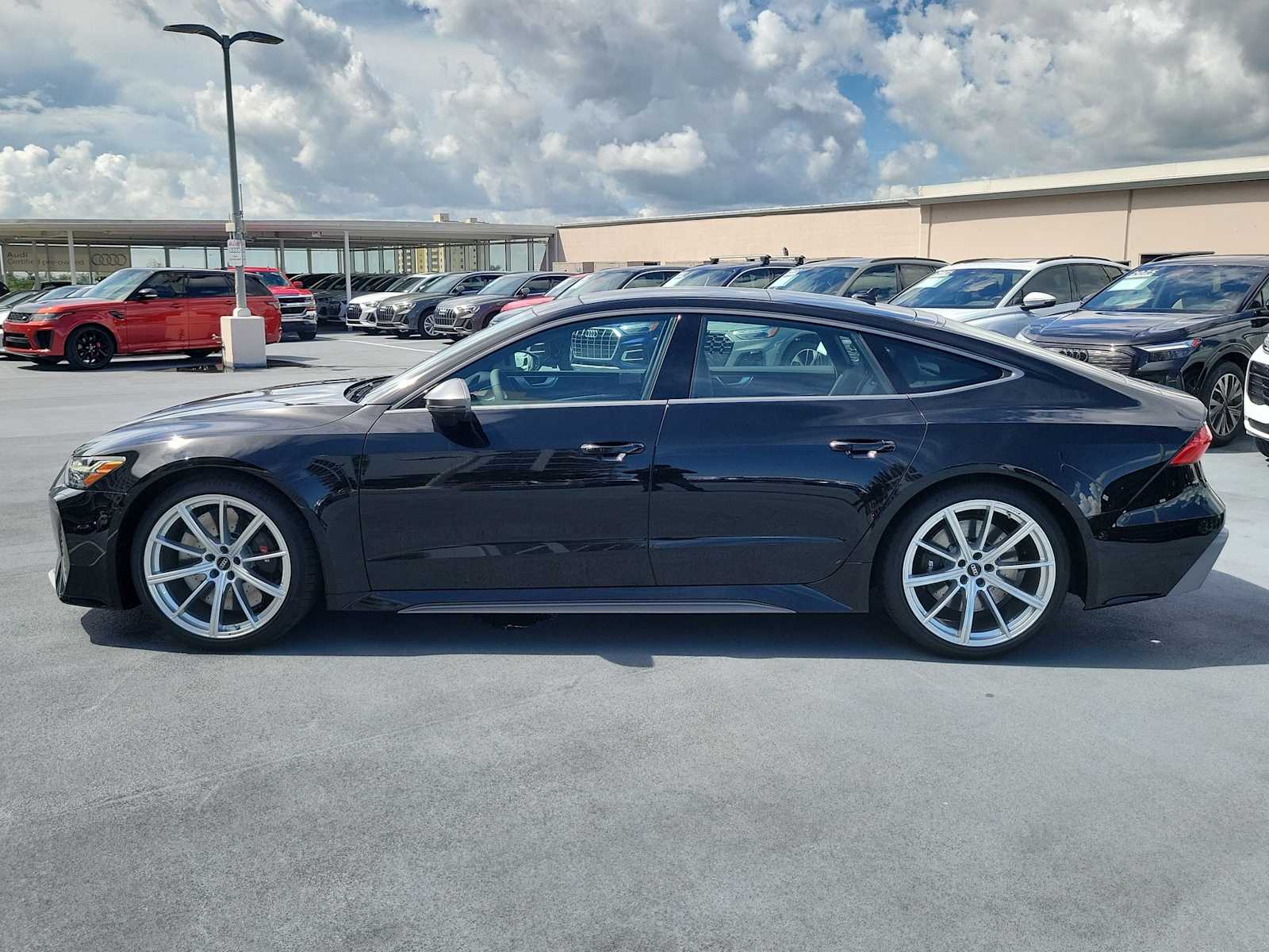 Thumbnail: 2026 Audi RS 7 - 3