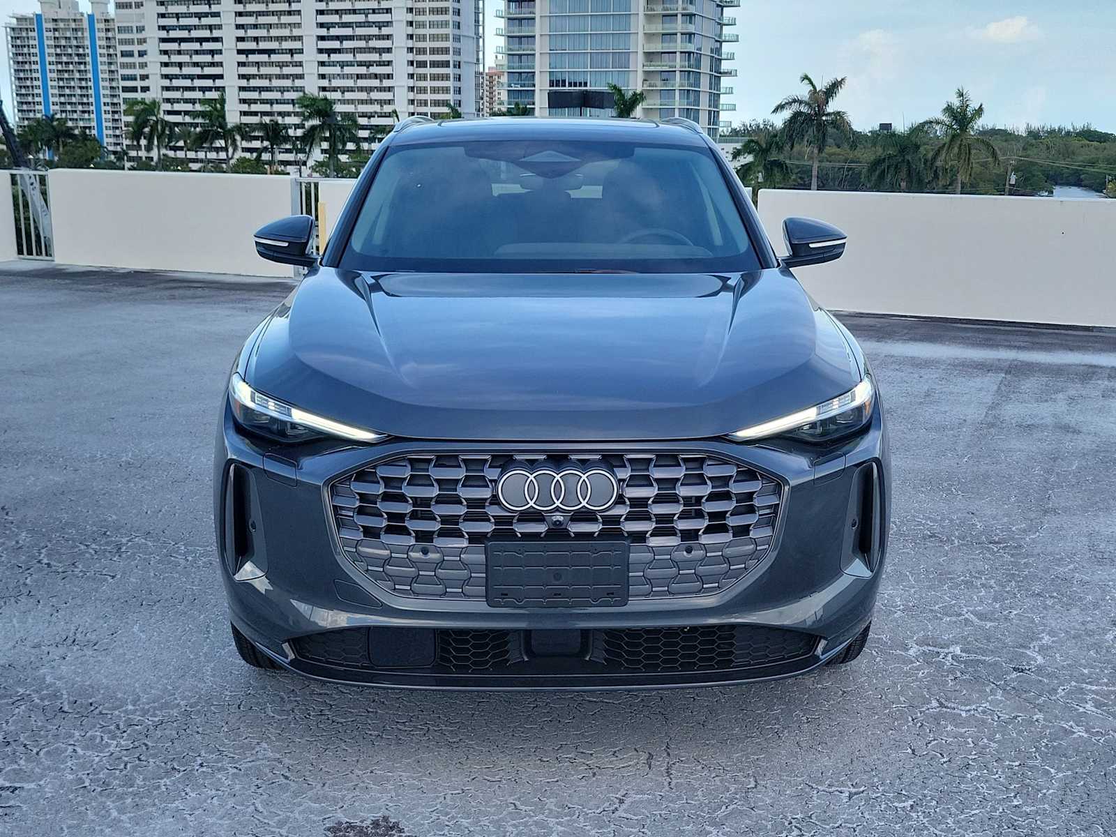 Thumbnail: 2025 Audi Q5 - 9