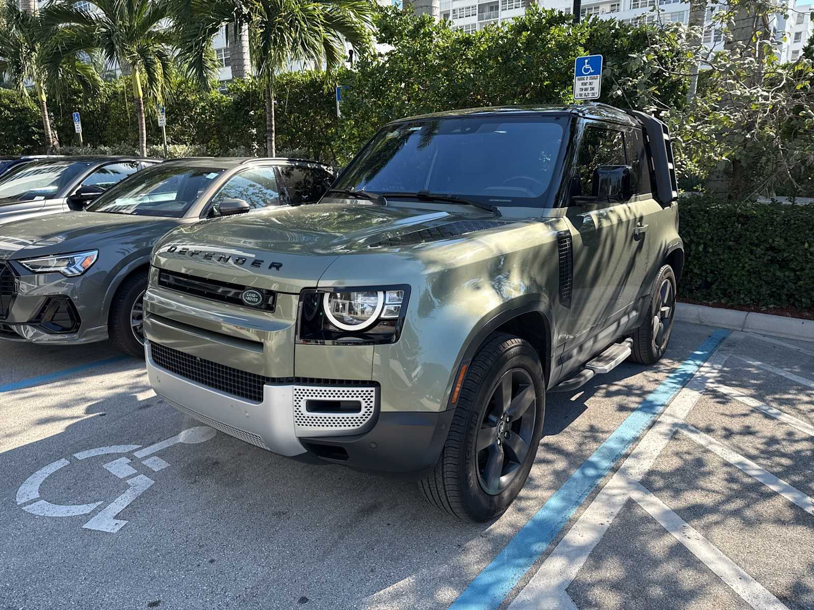 2022 Land Rover Defender  -
                  Fort Lauderdale, FL