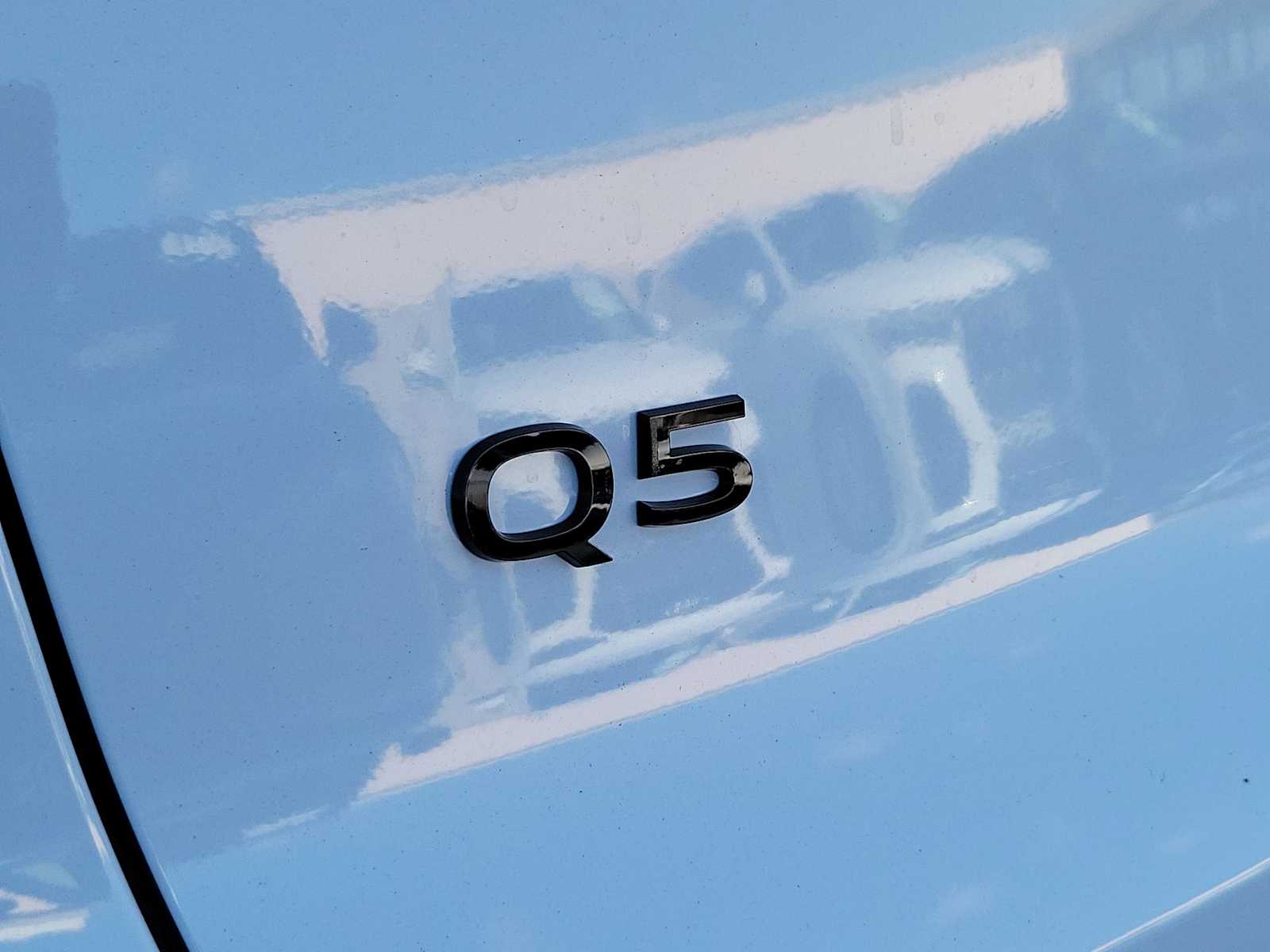 Thumbnail: 2025 Audi Q5 - 11