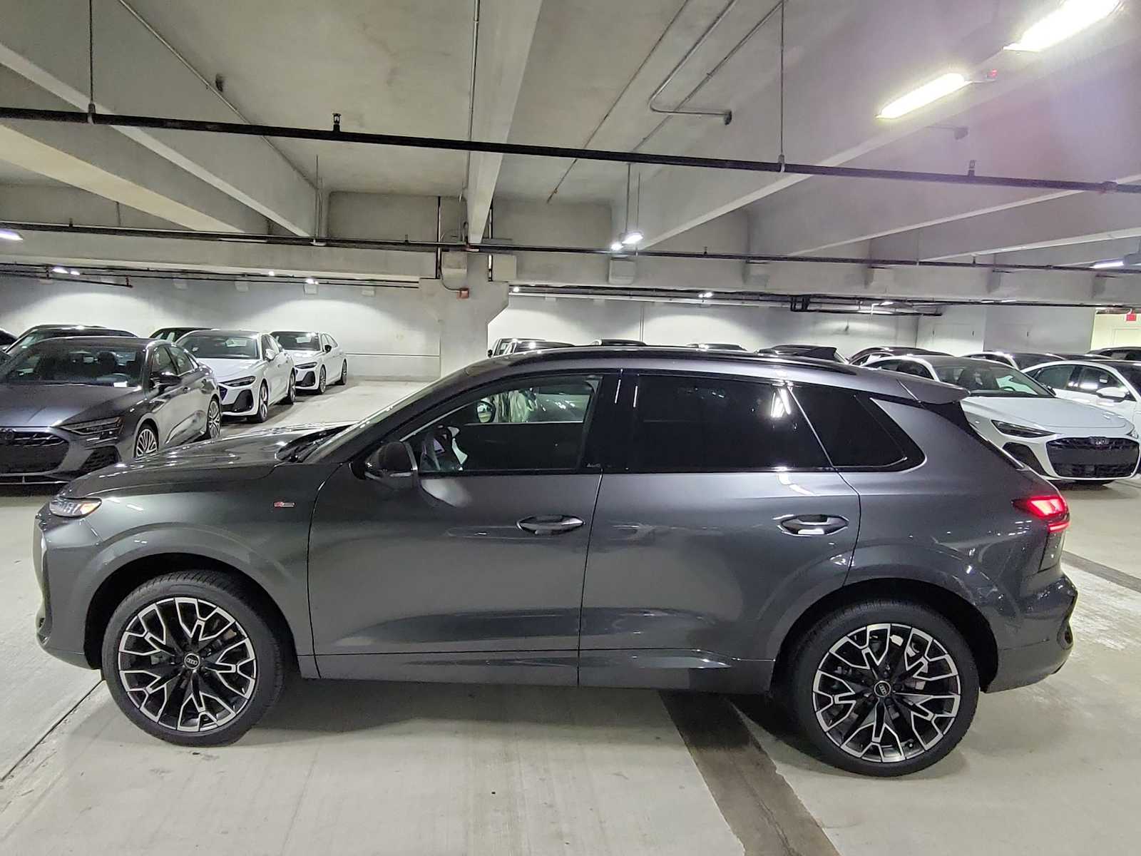 Thumbnail: 2026 Audi Q3 - 3