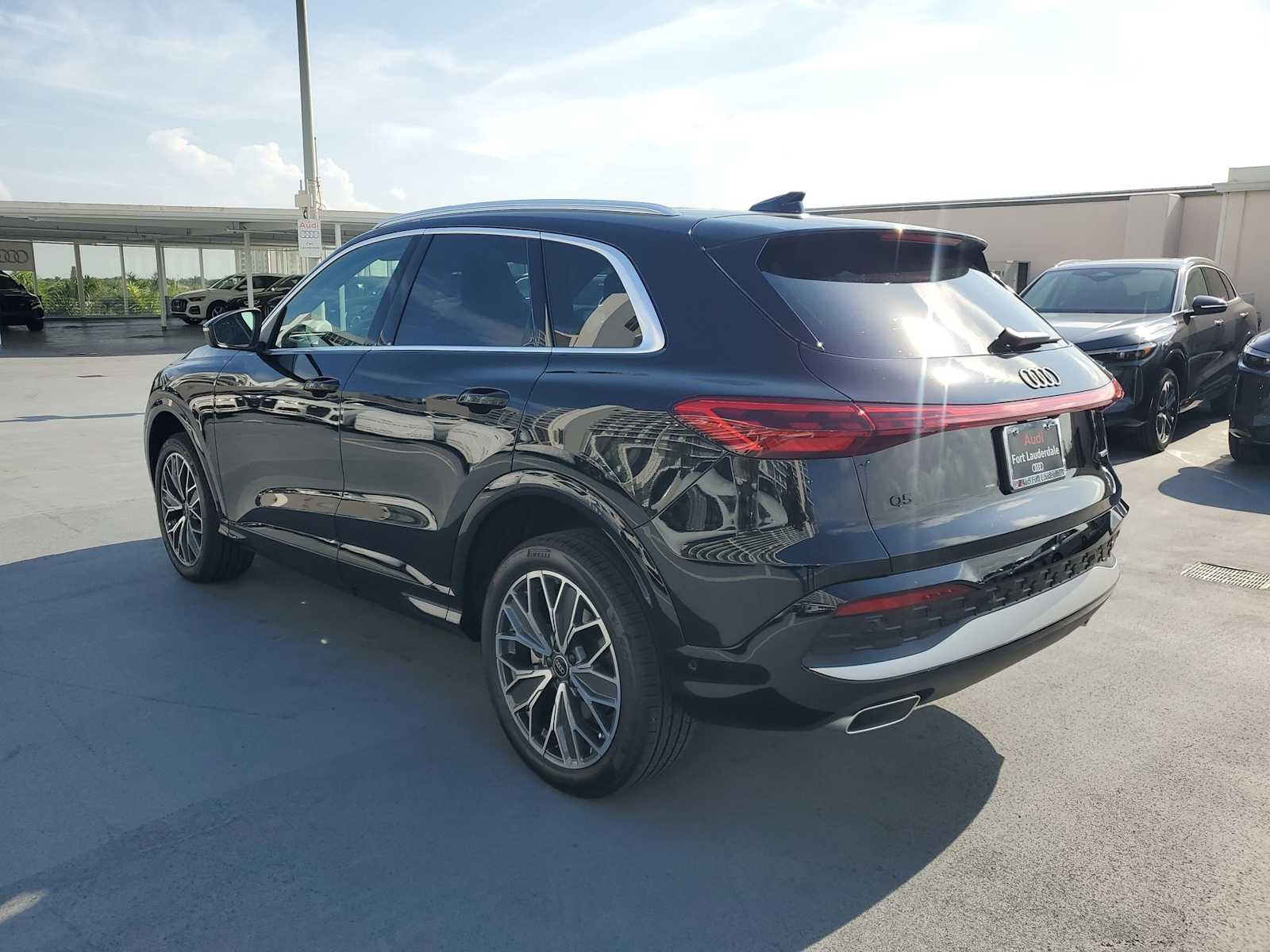2025 Audi Q5 2.0T Premium Plus photo 4