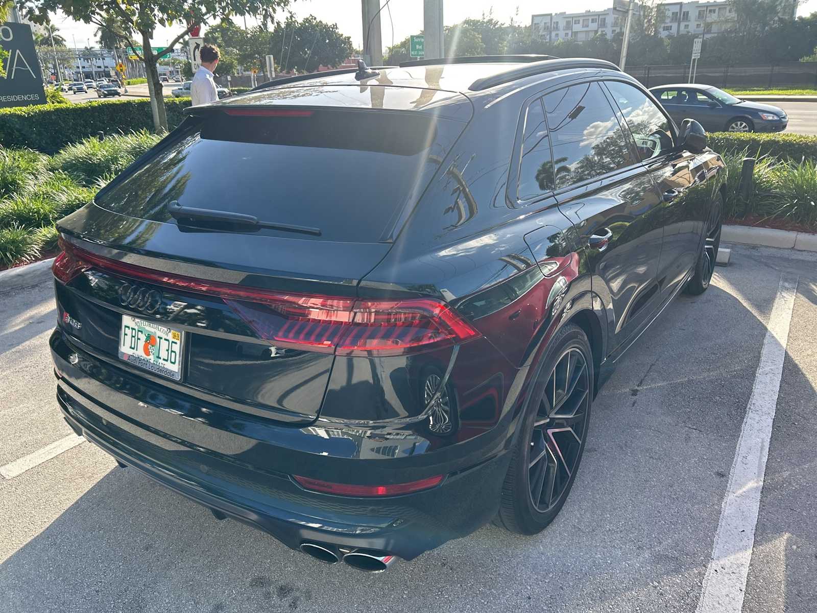 Thumbnail: 2023 Audi SQ8 - 3