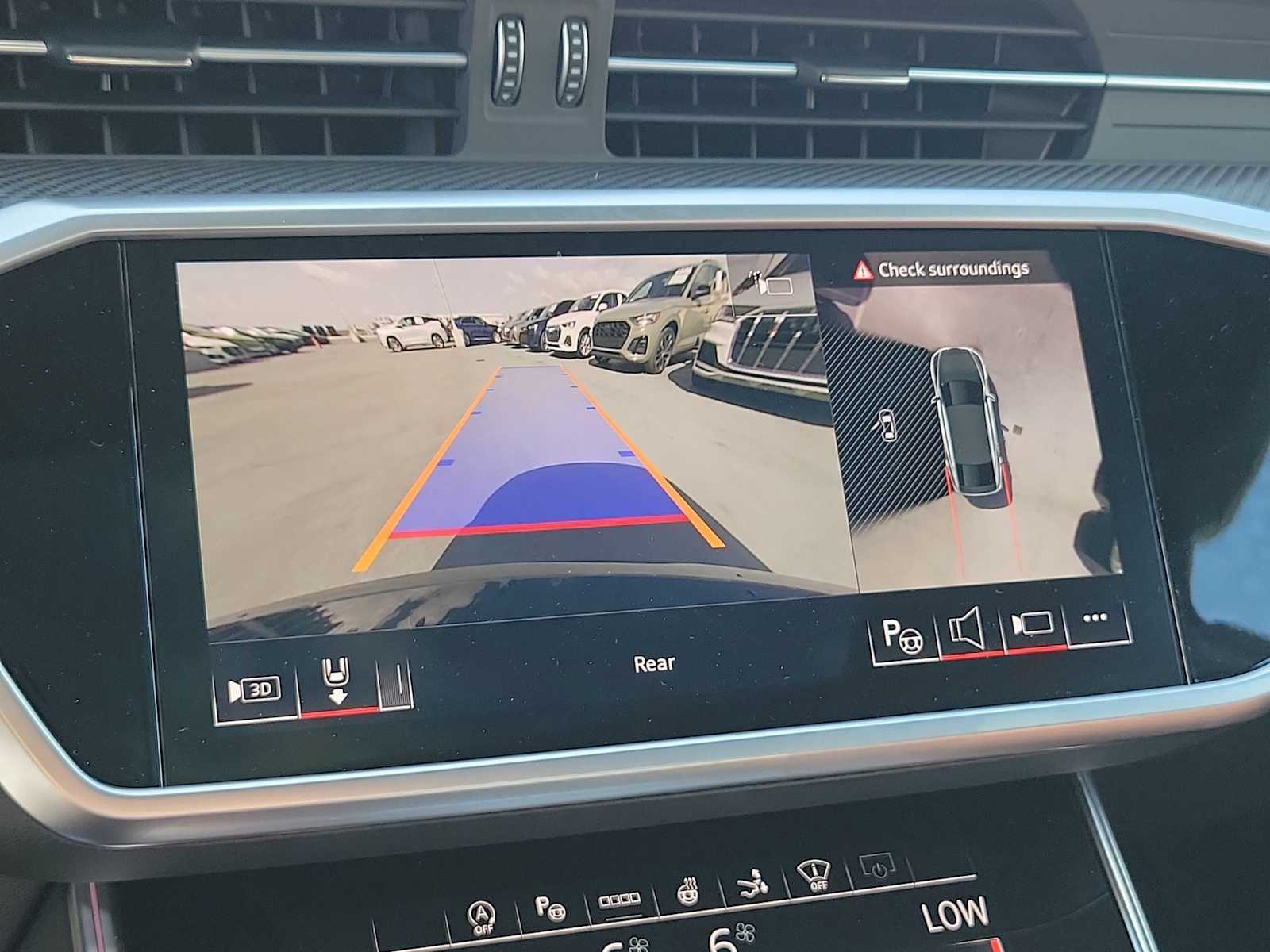 Thumbnail: 2026 Audi RS 7 - 24