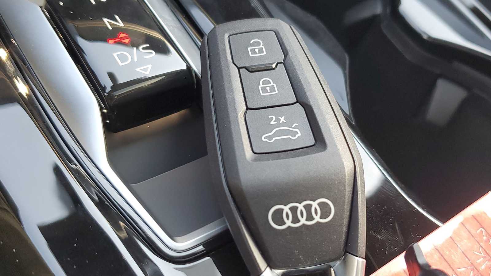 Thumbnail: 2026 Audi Q5 - 35