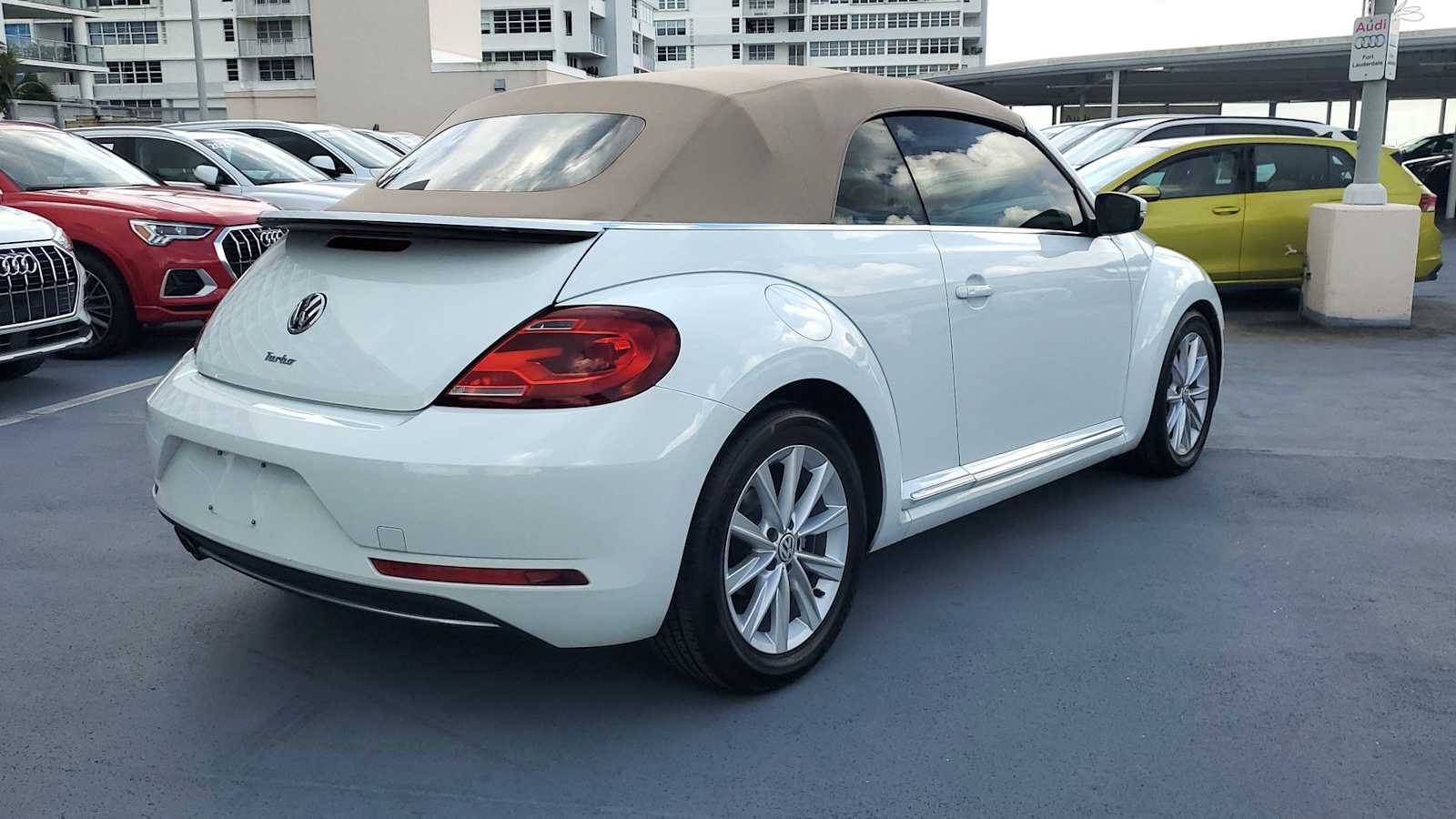 Thumbnail: 2018 Volkswagen Beetle - 6
