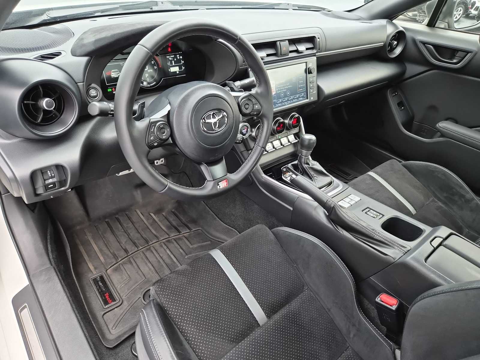 Thumbnail: 2024 Toyota GR86 - 2