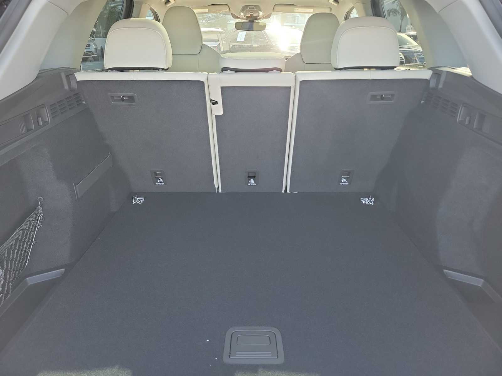 Thumbnail: 2025 Audi Q5 - 26