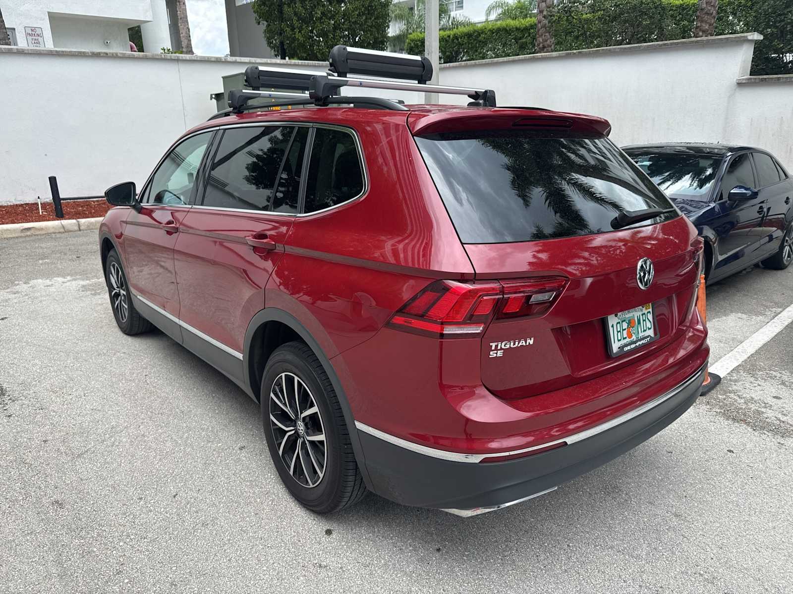 Thumbnail: 2021 Volkswagen Tiguan - 3