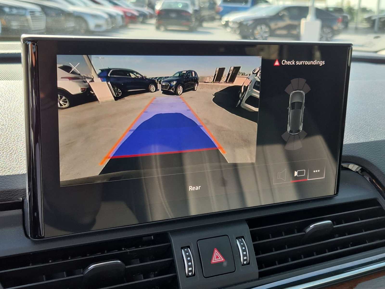 Thumbnail: 2023 Audi Q5 - 23