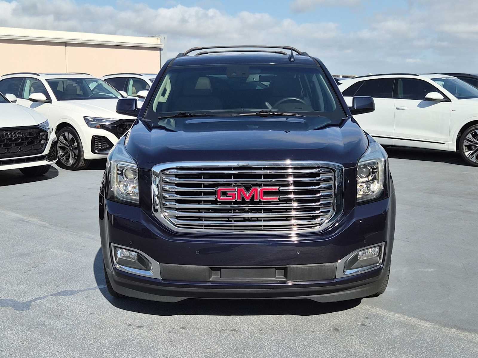 Thumbnail: 2019 GMC Yukon XL - 9