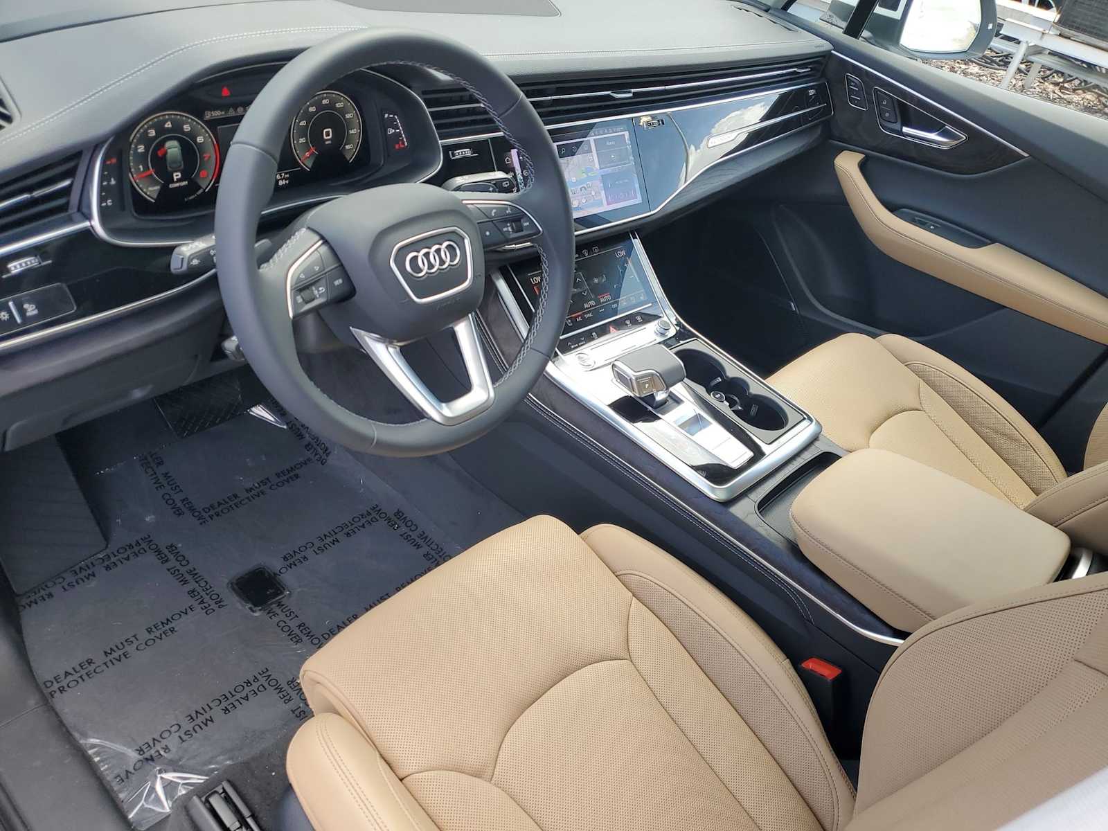 2025 Audi Q7 55 Prestige photo 2