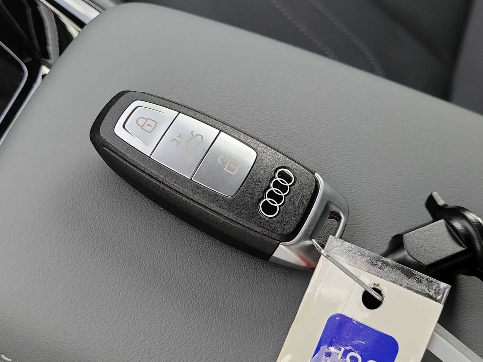 Thumbnail: 2026 Audi Q3 - 20