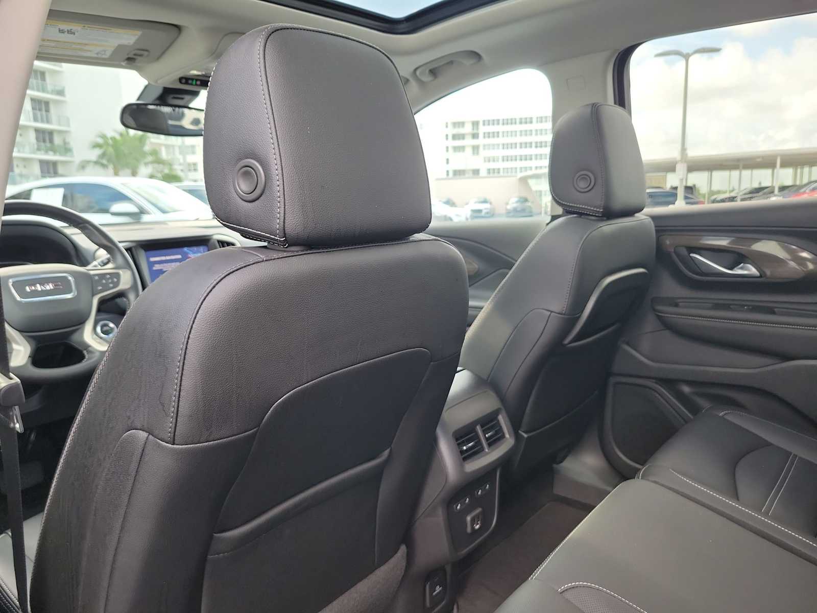 Thumbnail: 2022 GMC Terrain - 17