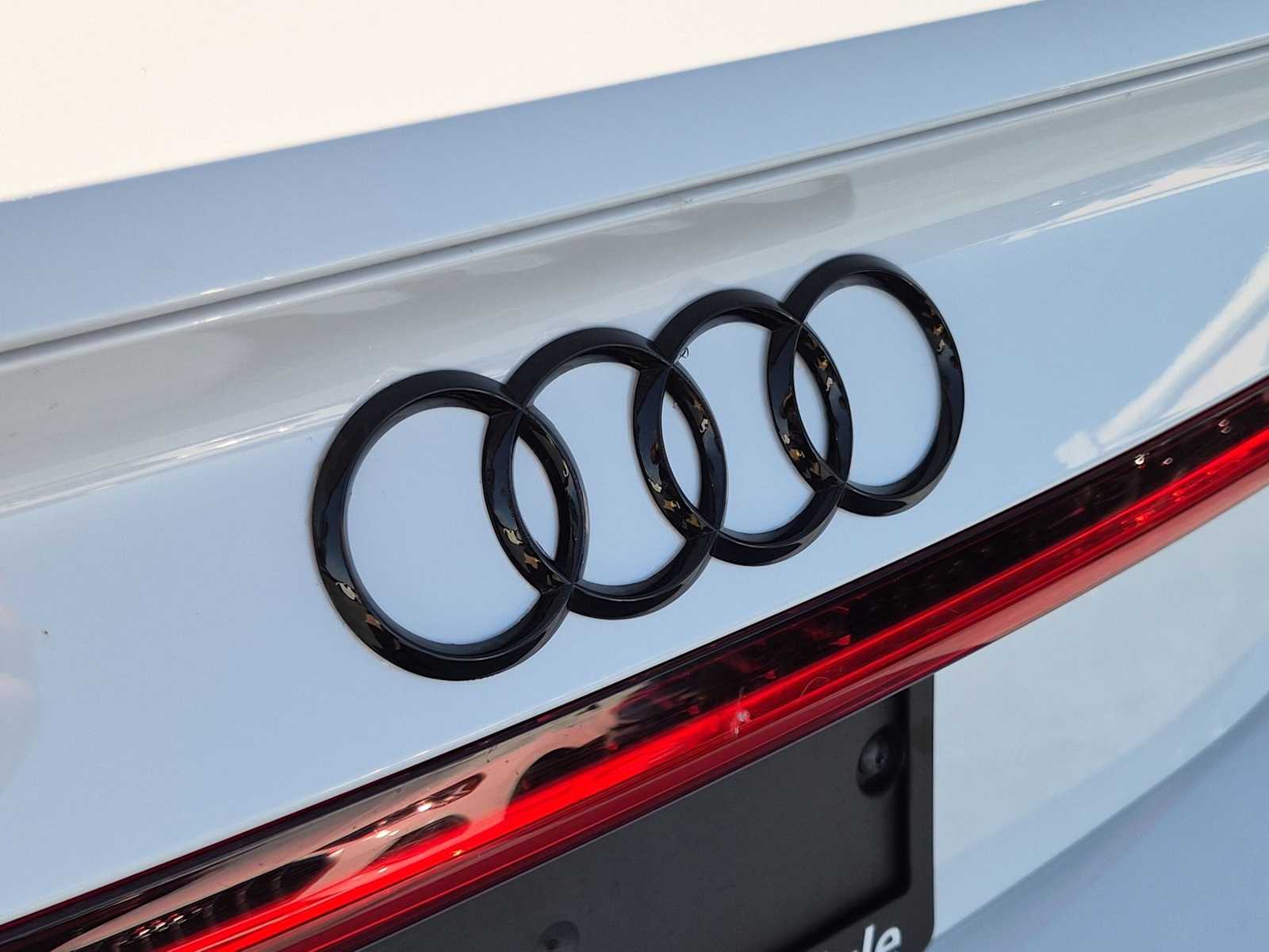 Thumbnail: 2022 Audi S7 - 10