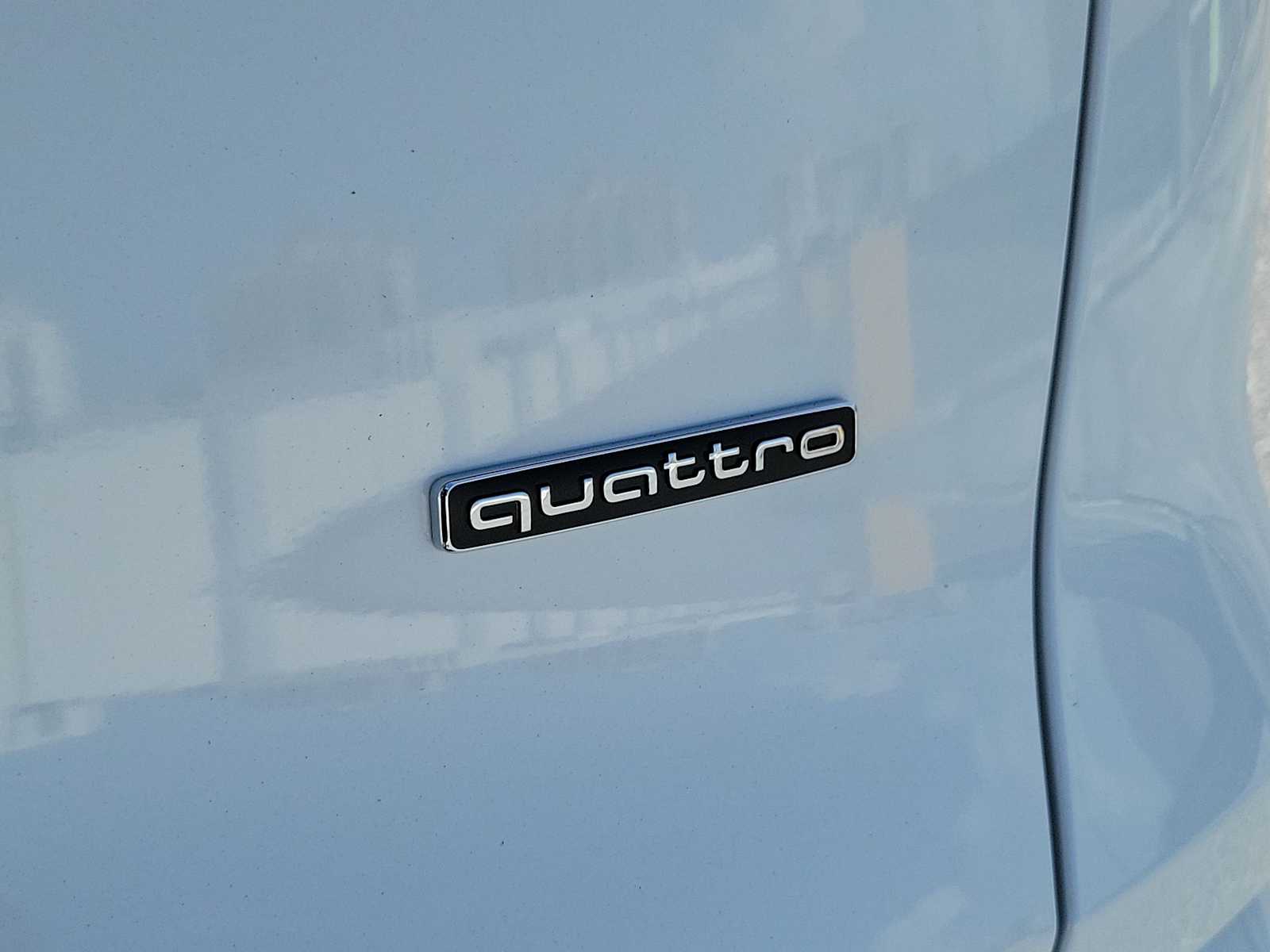 Thumbnail: 2025 Audi Q5 - 11