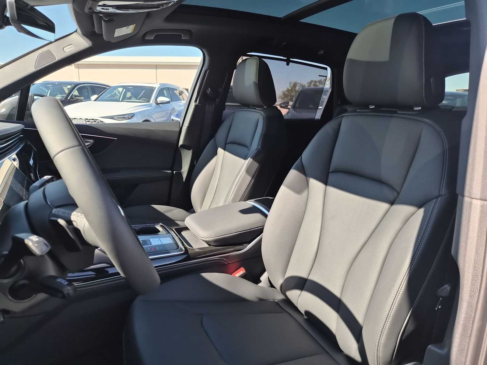 Thumbnail: 2026 Audi Q7 - 15