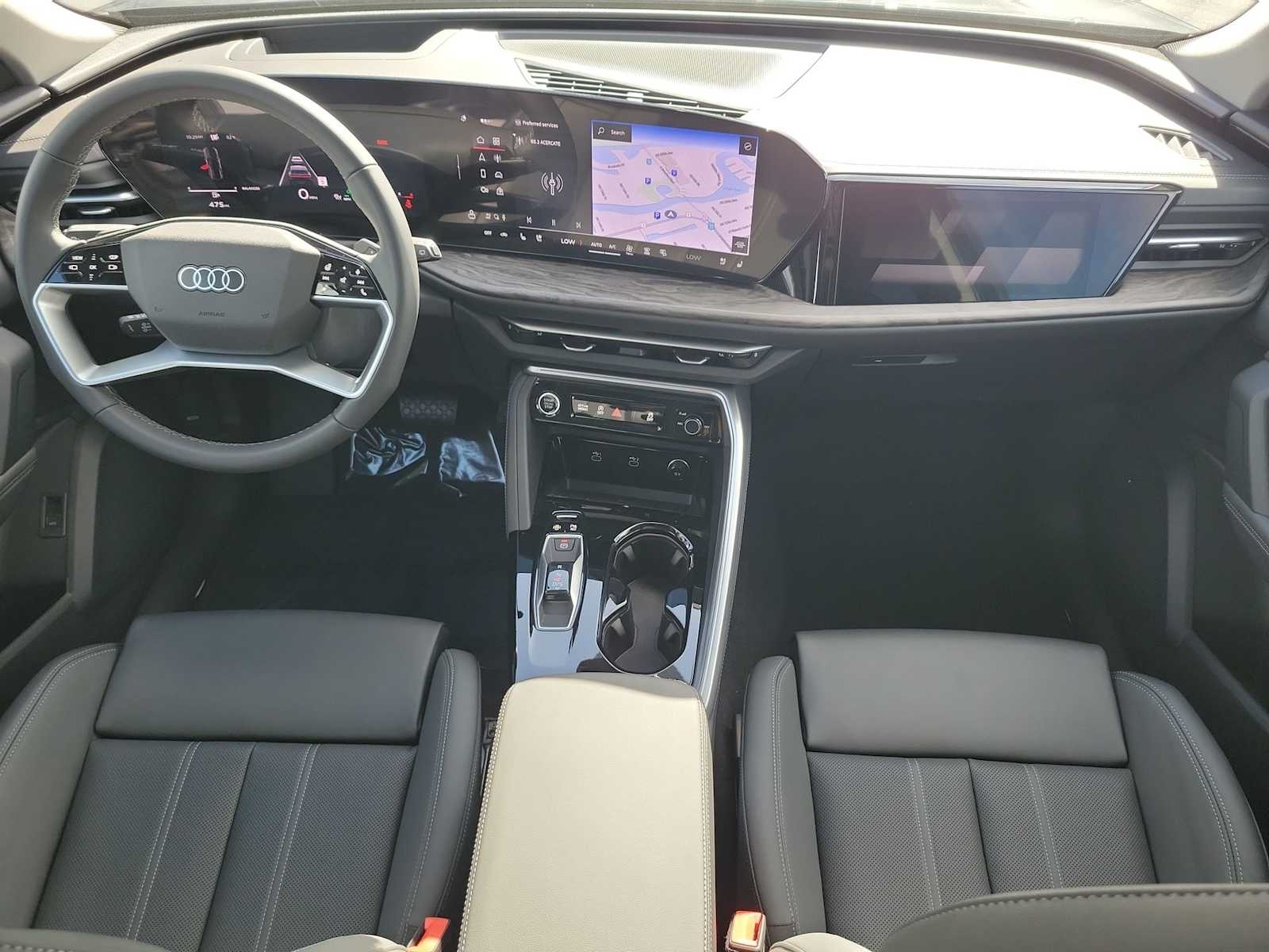 Thumbnail: 2025 Audi Q5 - 14