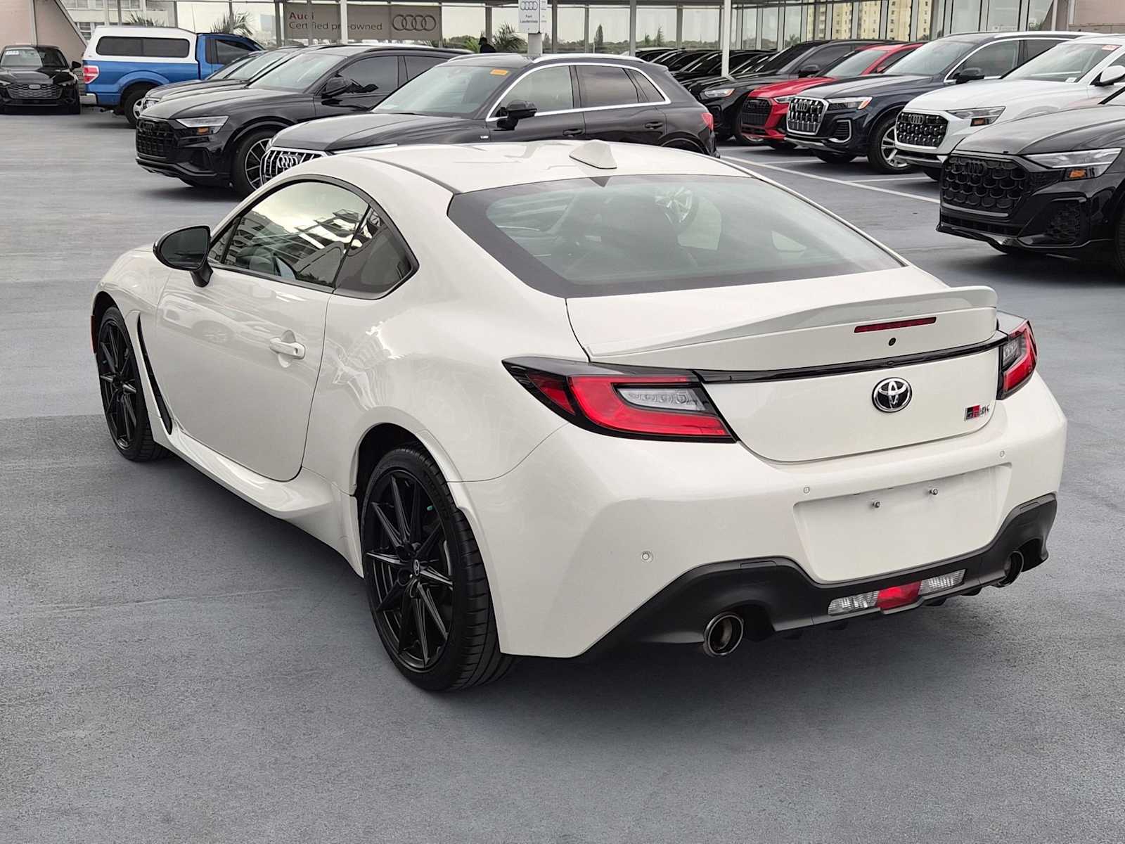 Thumbnail: 2024 Toyota GR86 - 4