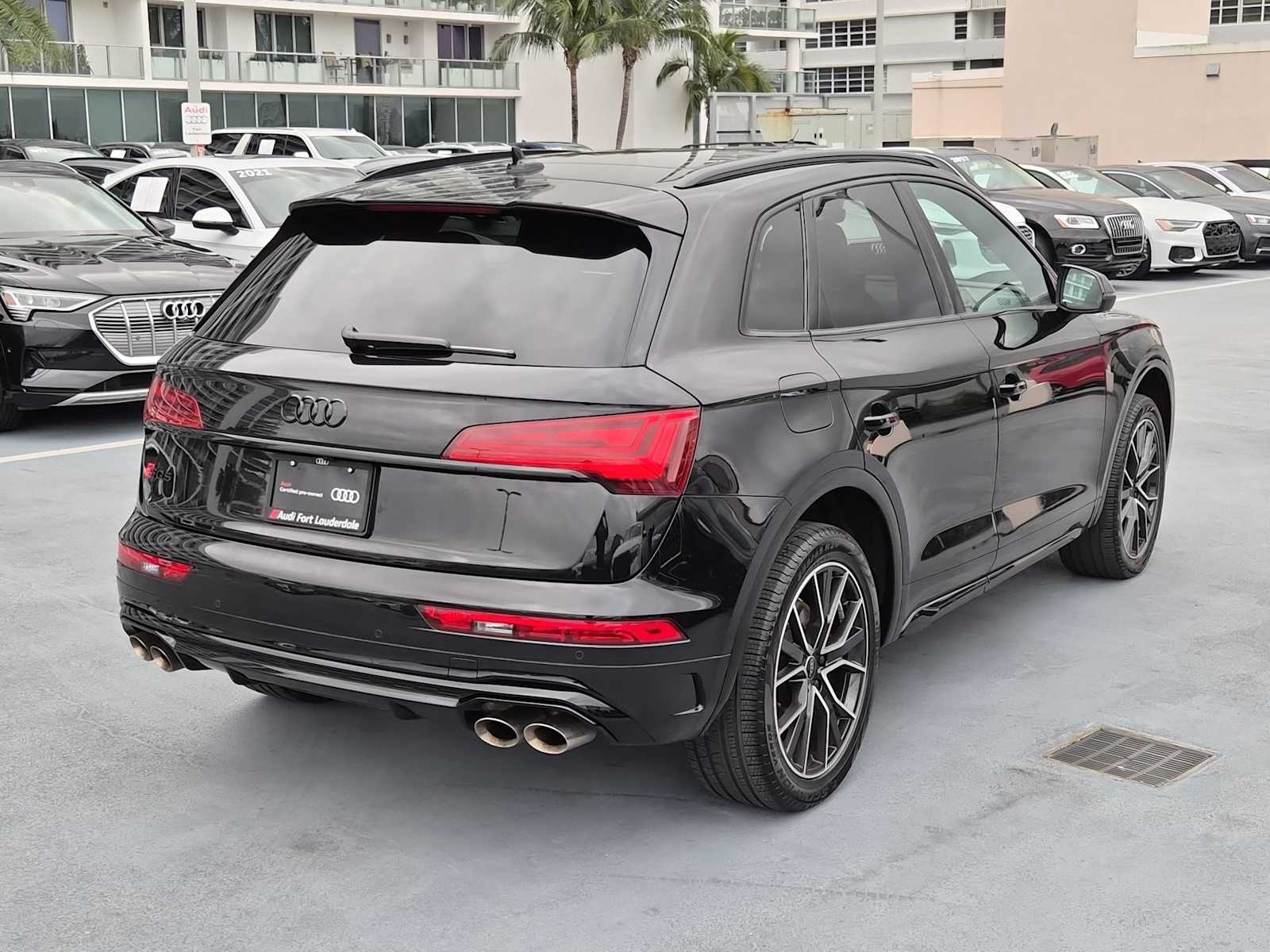 Thumbnail: 2025 Audi SQ5 - 6