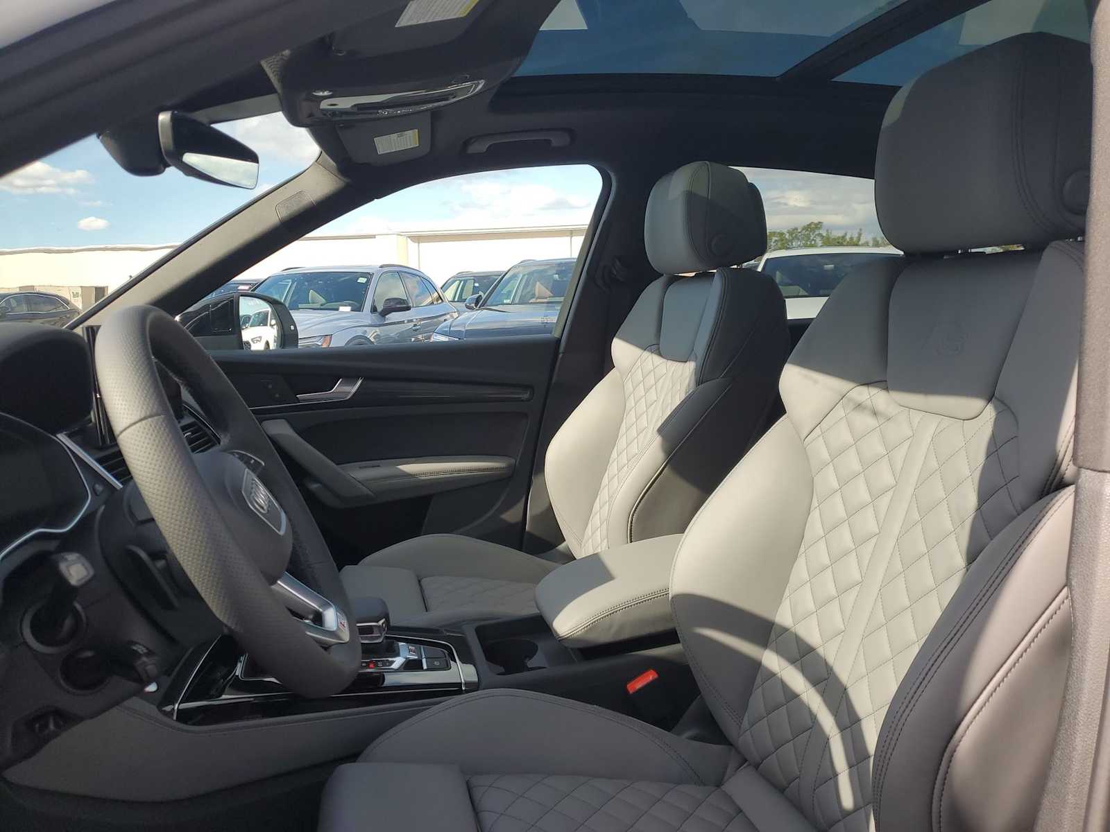 2025 Audi SQ5 Premium Plus 12