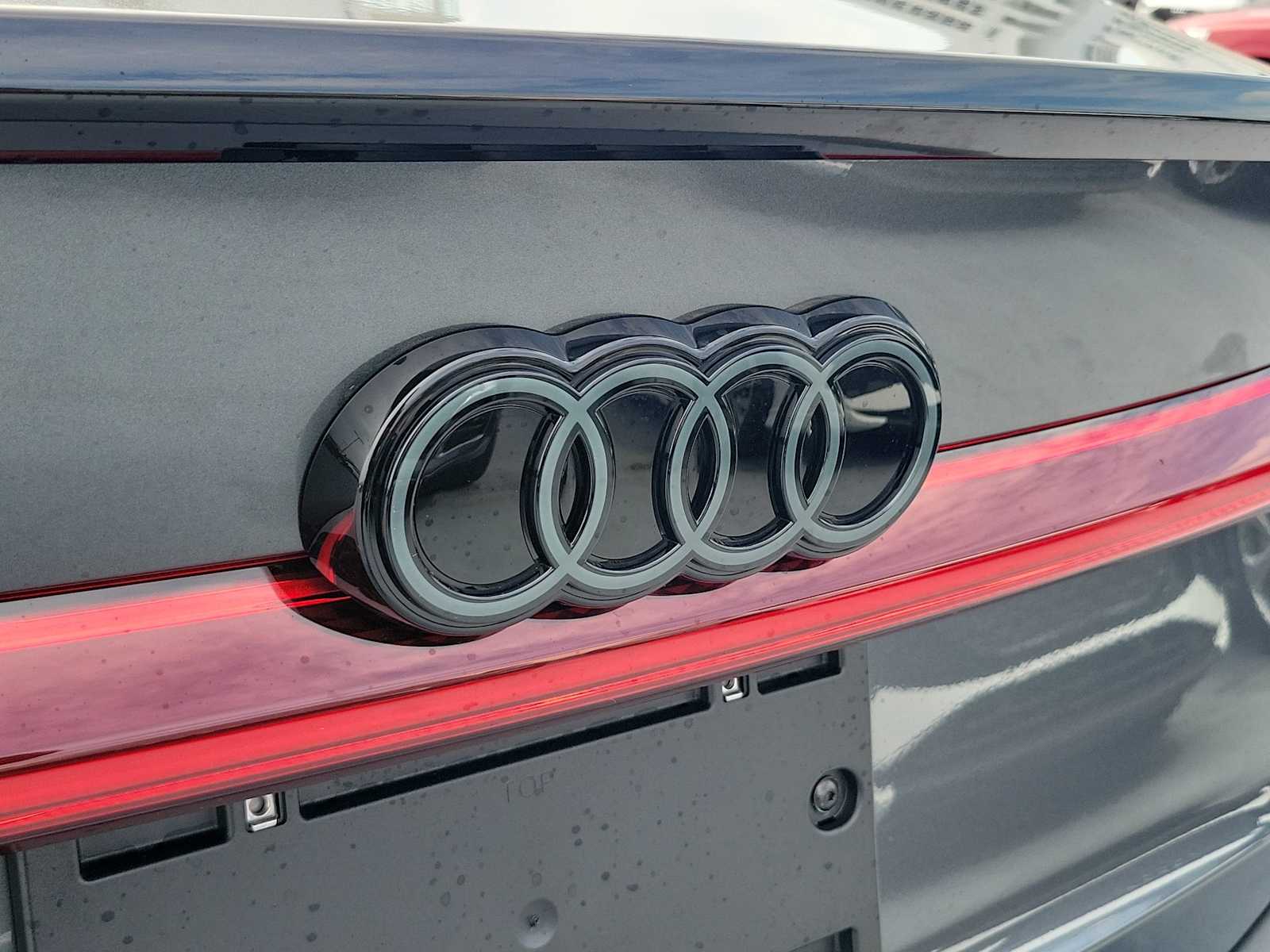 Thumbnail: 2025 Audi e-tron S - 10