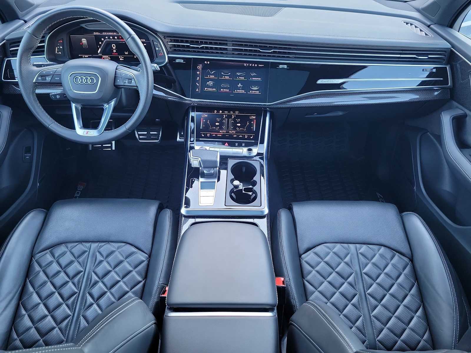 Thumbnail: 2023 Audi SQ7 - 14