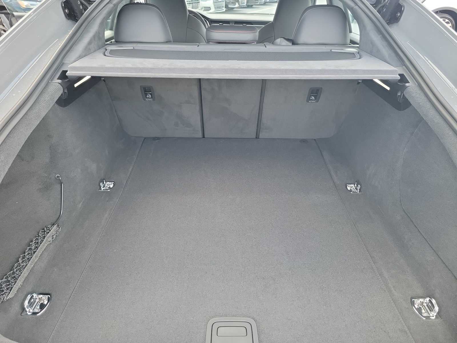 Thumbnail: 2026 Audi RS 7 - 26