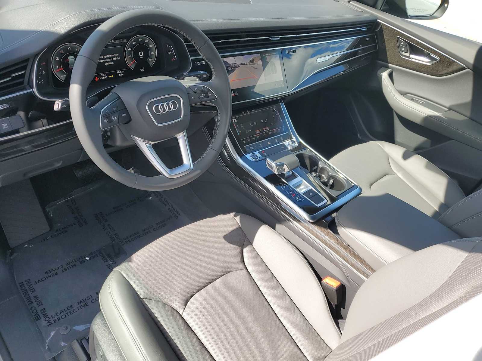 Thumbnail: 2025 Audi Q8 - 2