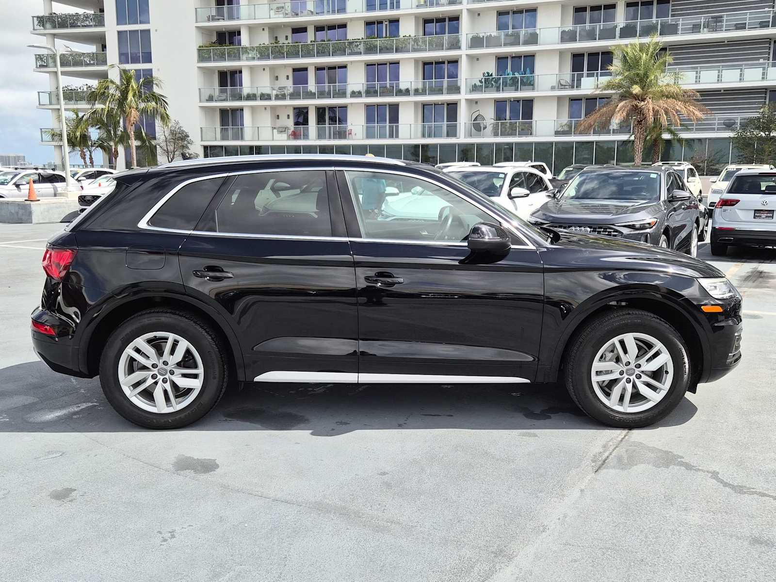 Thumbnail: 2020 Audi Q5 - 7