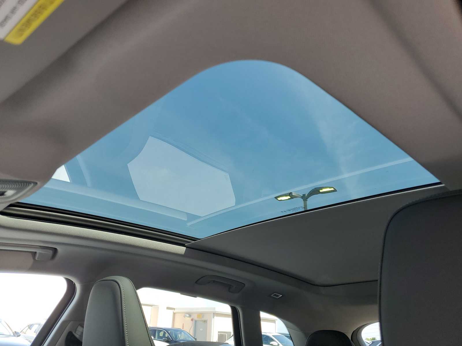 Thumbnail: 2025 Audi Q5 - 15