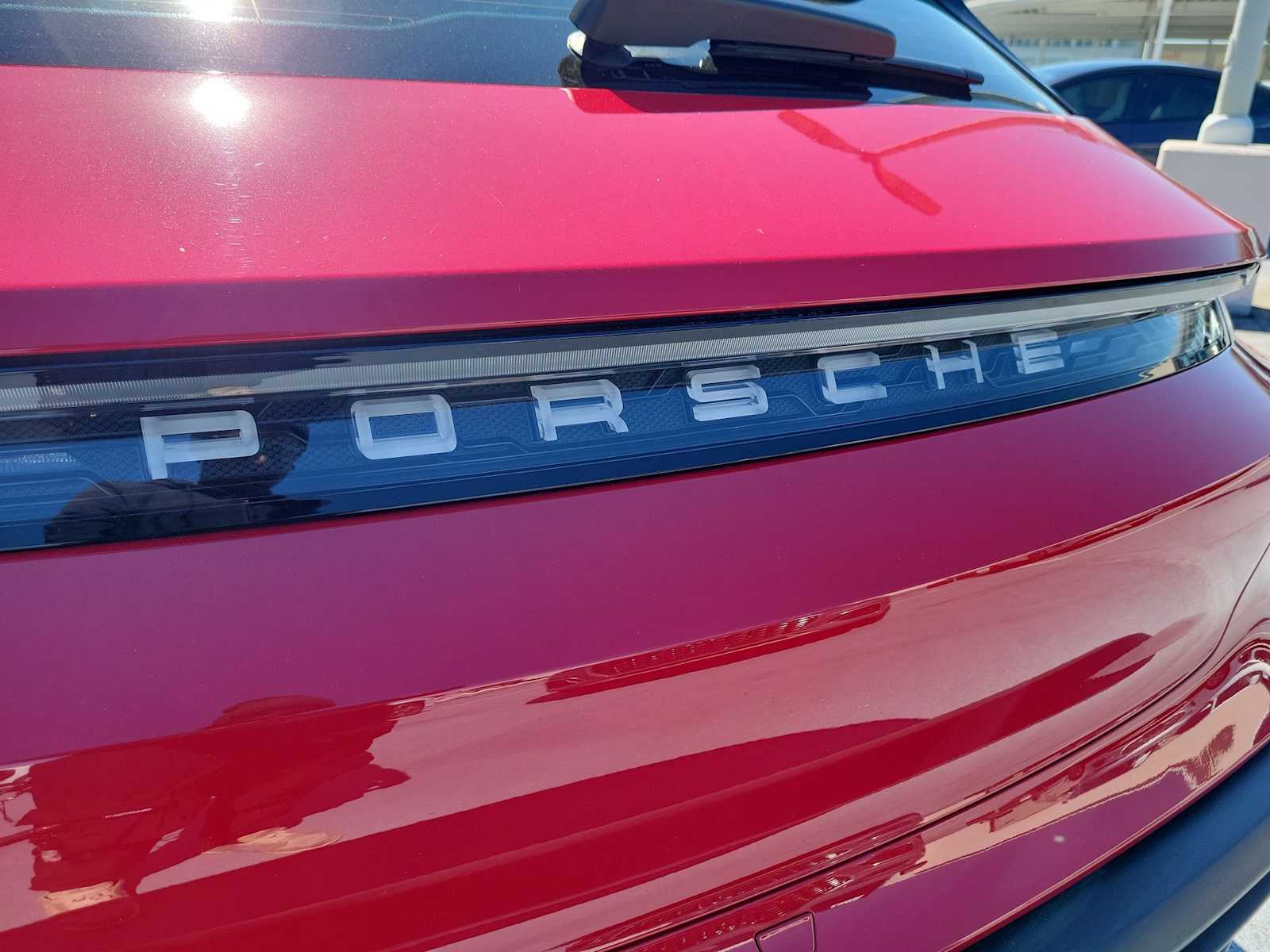 Thumbnail: 2021 Porsche Taycan - 10