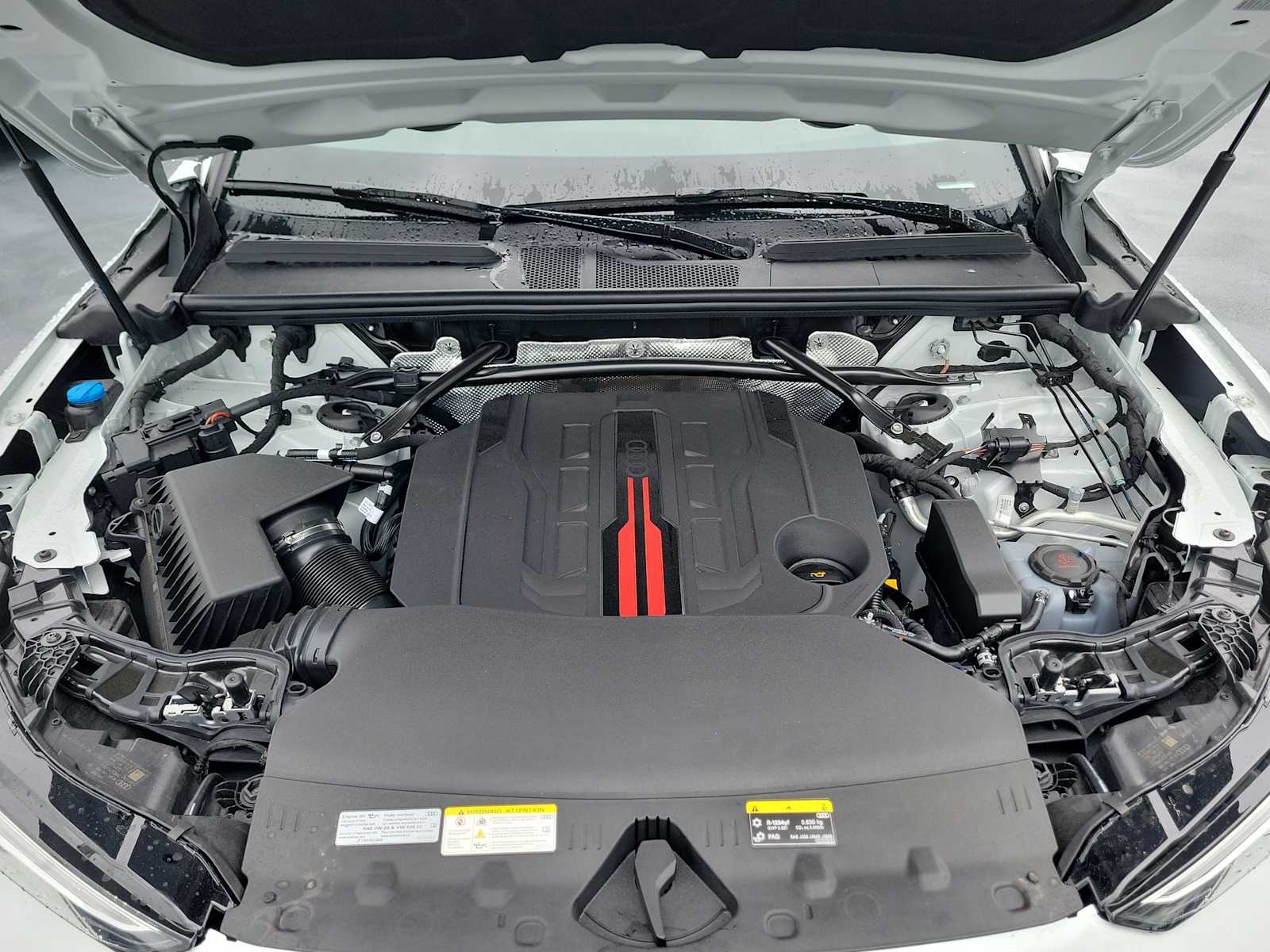 Thumbnail: 2026 Audi SQ5 - 13