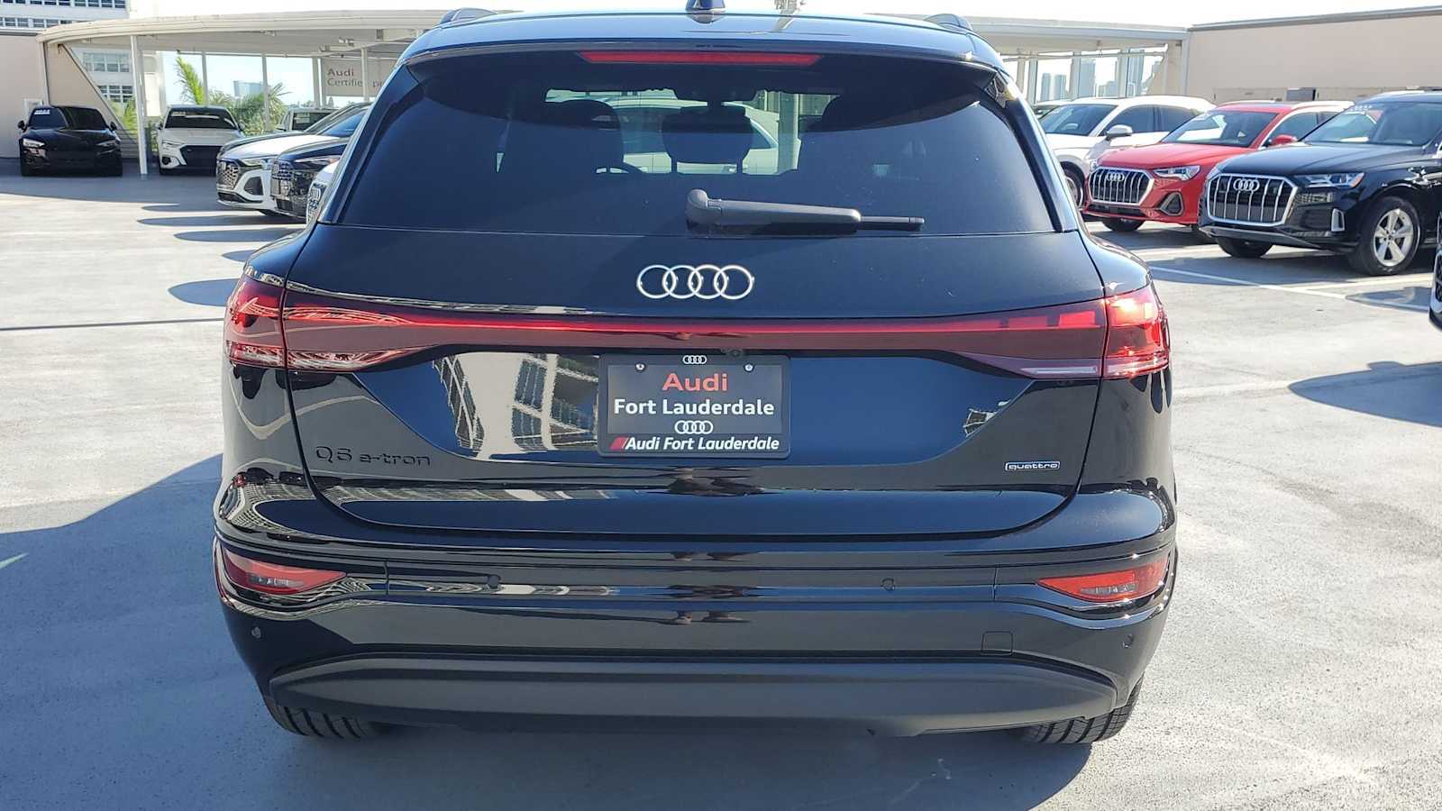 Thumbnail: 2027 Audi Q6 e-tron - 5