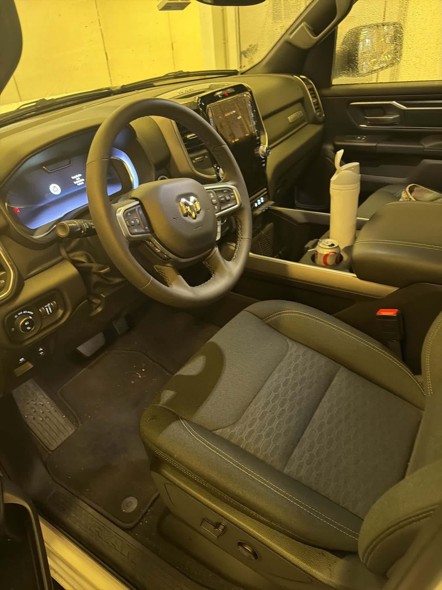 Thumbnail: 2025 RAM 1500 - 5