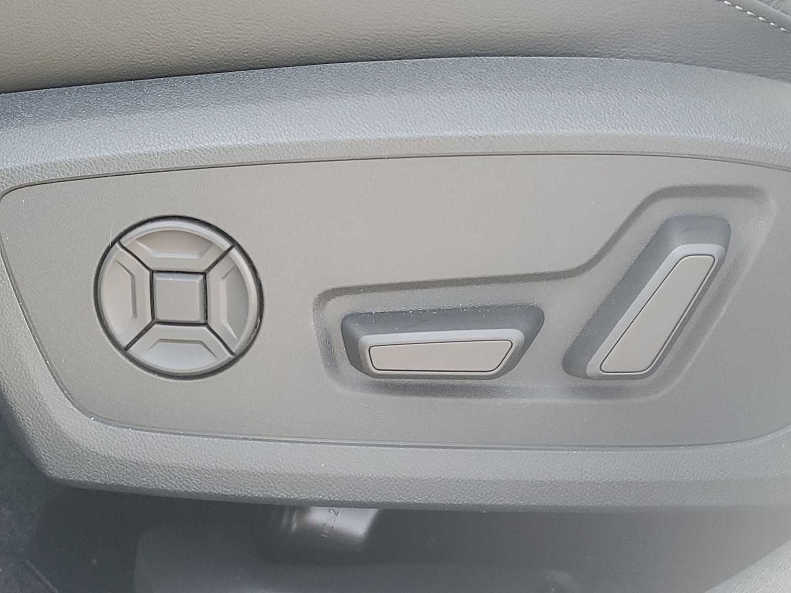 Thumbnail: 2025 Audi A5 - 16