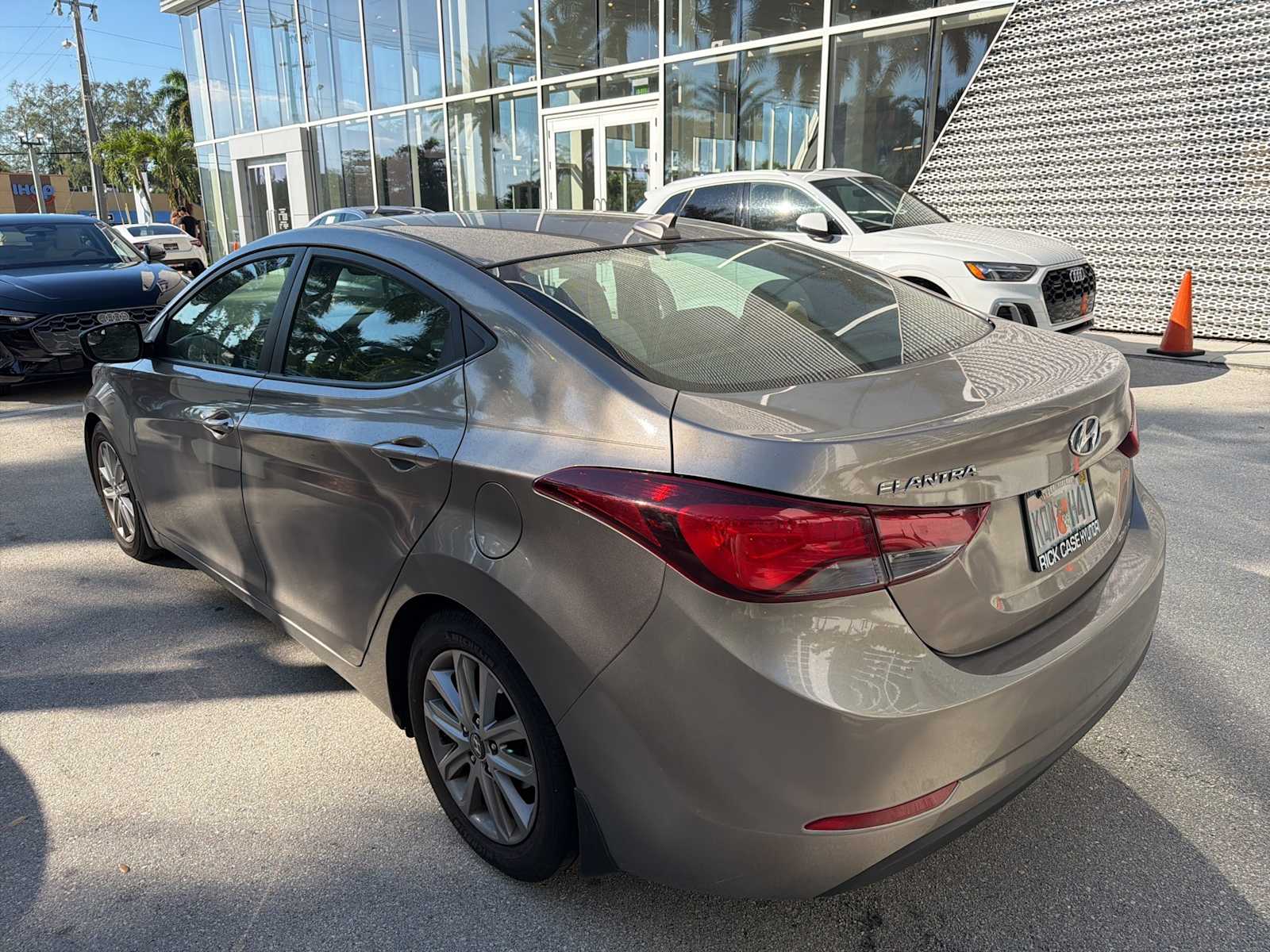 Thumbnail: 2016 Hyundai Elantra - 3