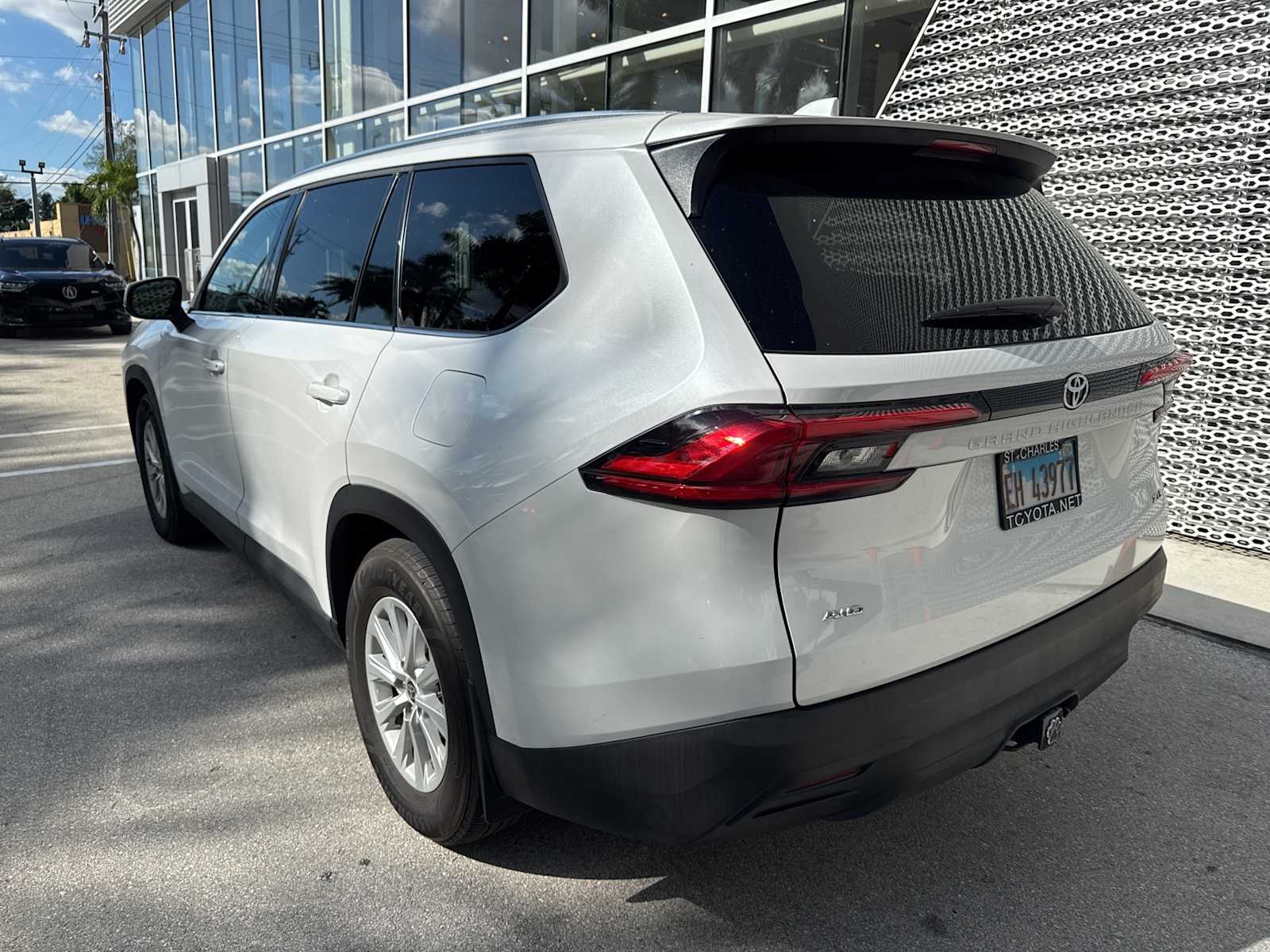 Thumbnail: 2024 Toyota Grand Highlander - 3