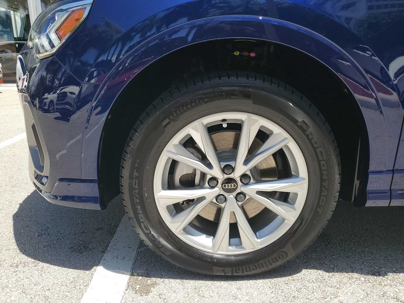 Thumbnail: 2025 Audi Q3 - 10