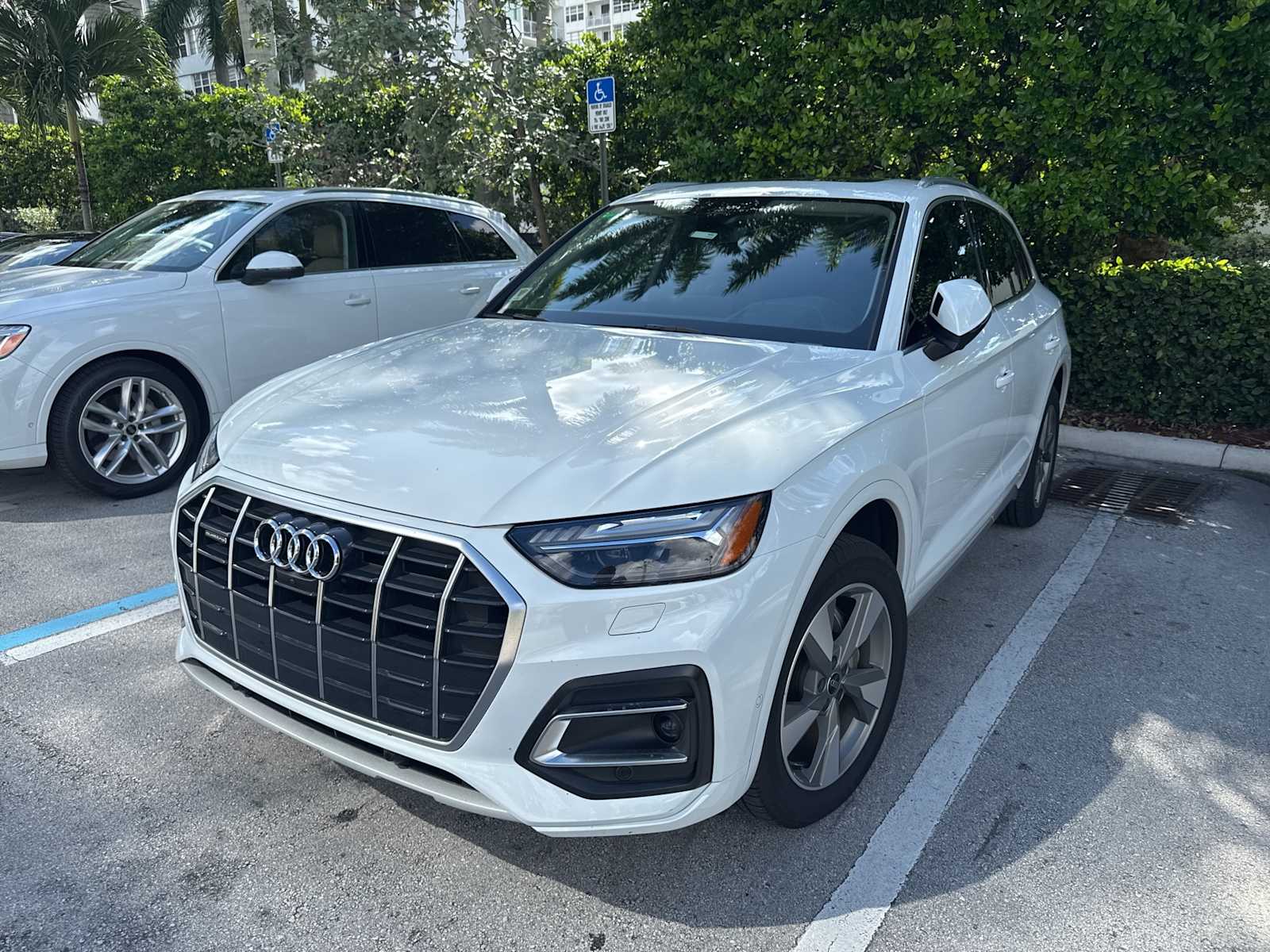 Thumbnail: 2023 Audi Q5 - 1