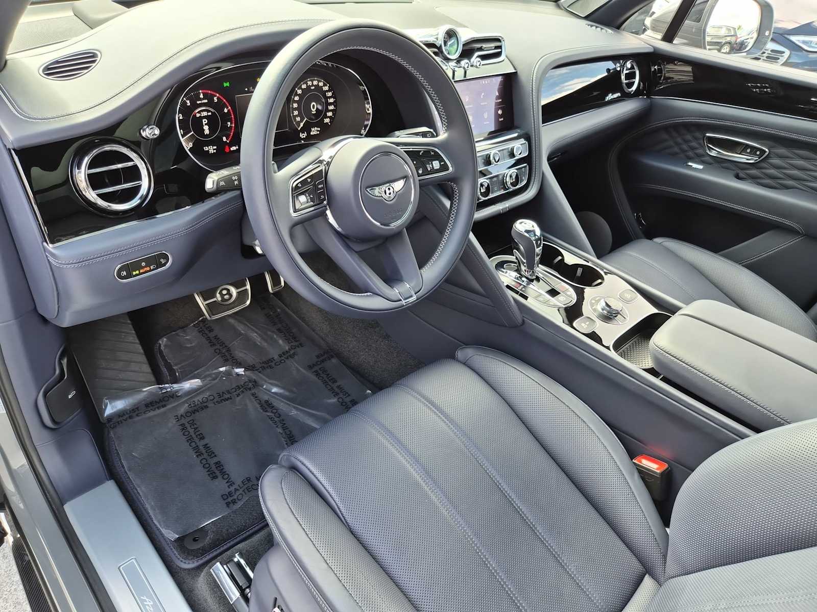 Thumbnail: 2025 Bentley Bentayga - 2