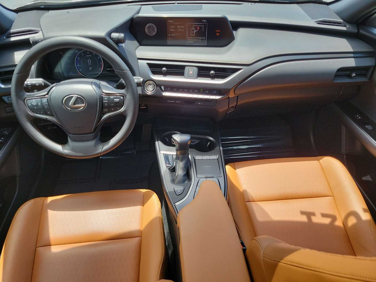 Thumbnail: 2021 Lexus UX - 15